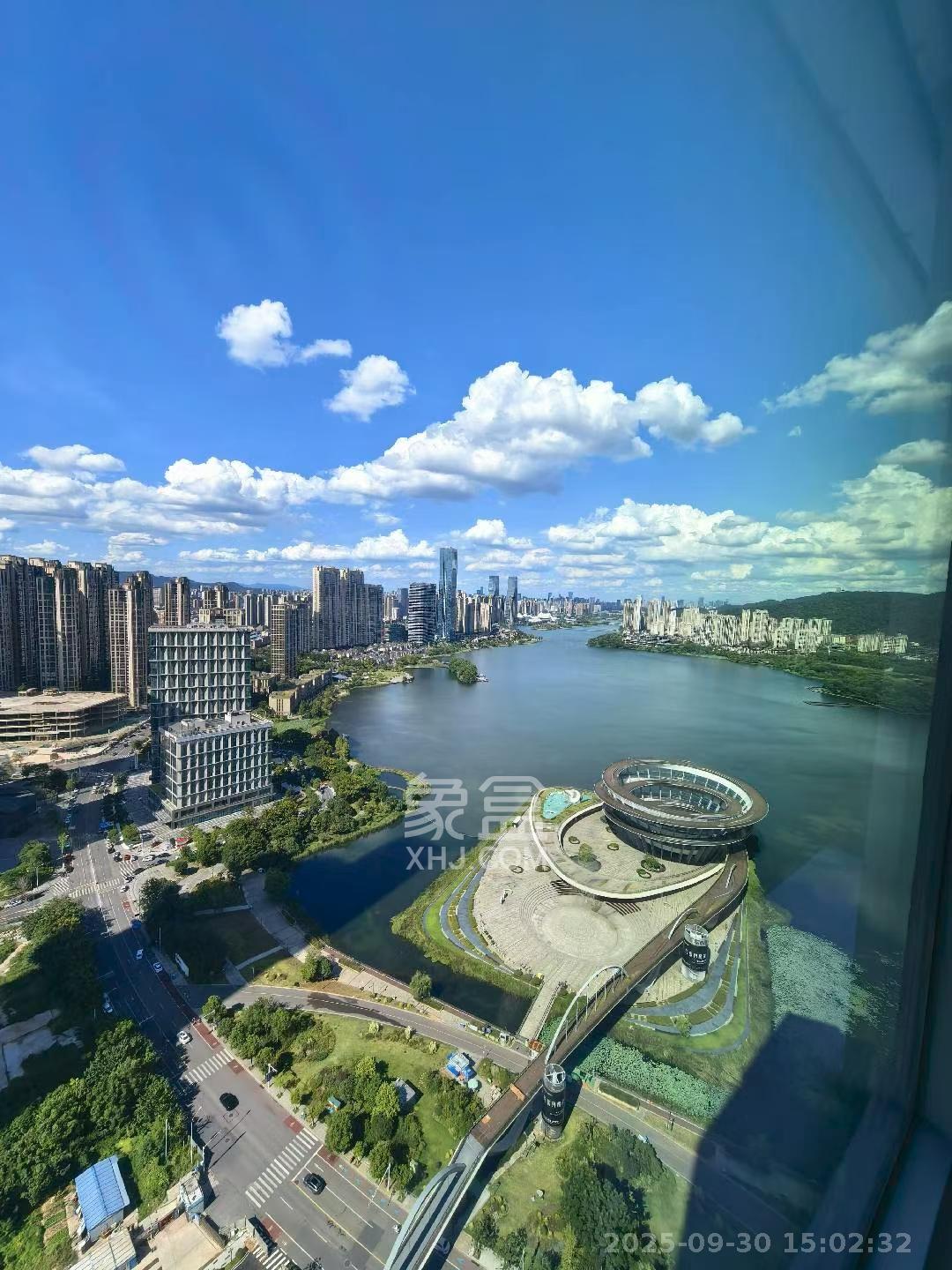 梅溪湖金茂湾  1室1厅1卫    1800.0元/月室内图