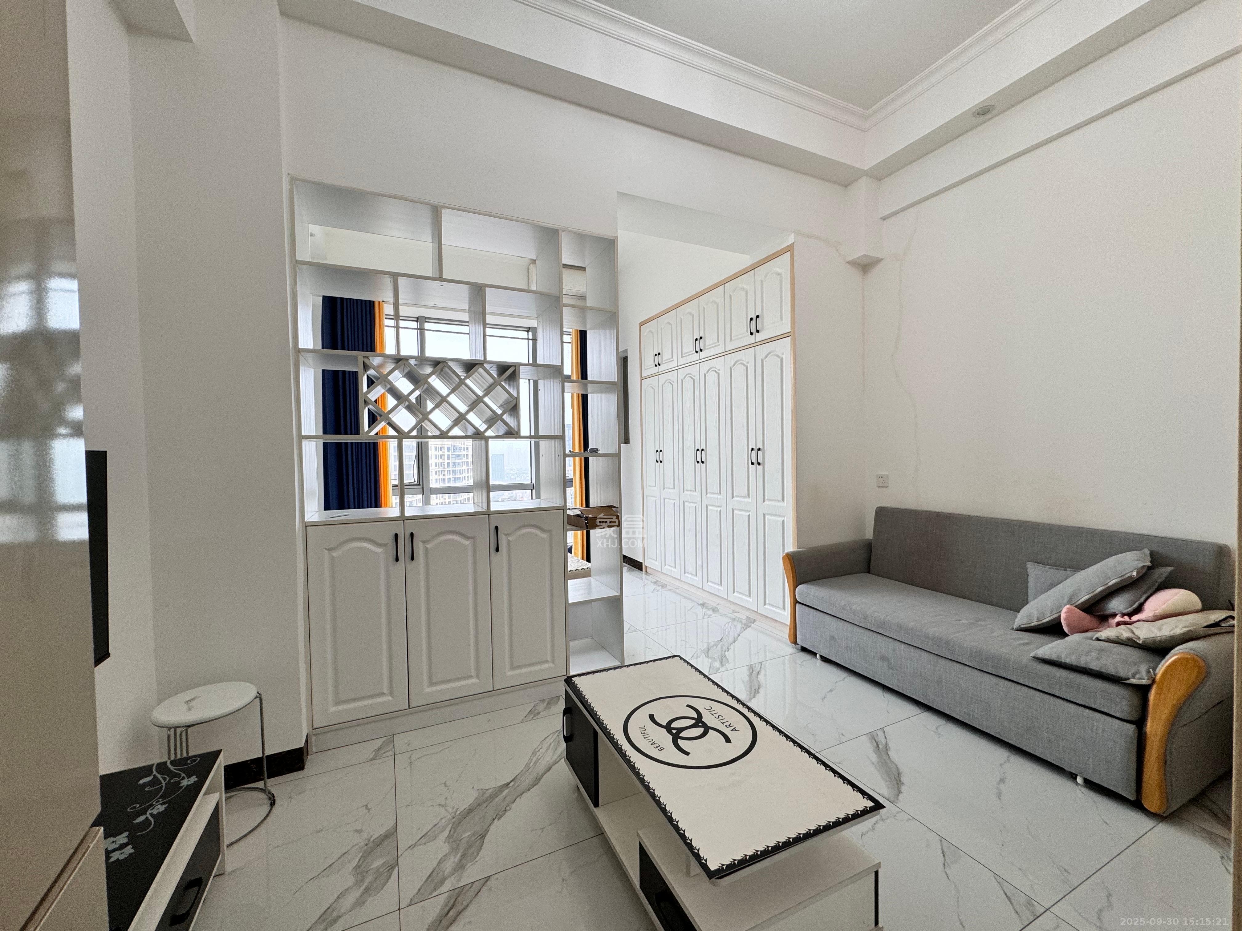 奥克斯缔壹城   48.24㎡      1600.0元/月室内图