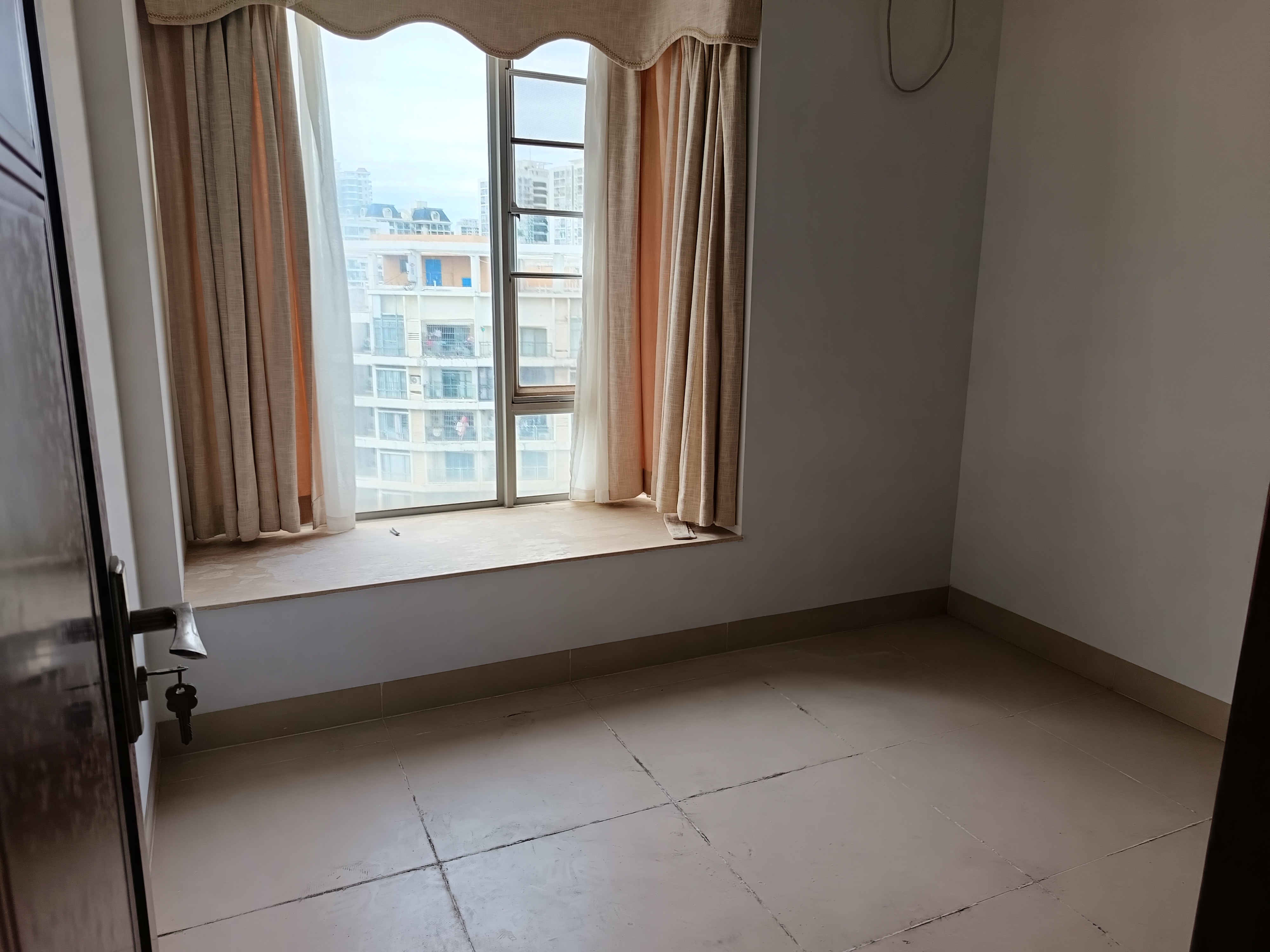 海联新村 1室2厅1卫 2500.0元/月 海联新村 1室2厅1卫 2500.0元/月室内图