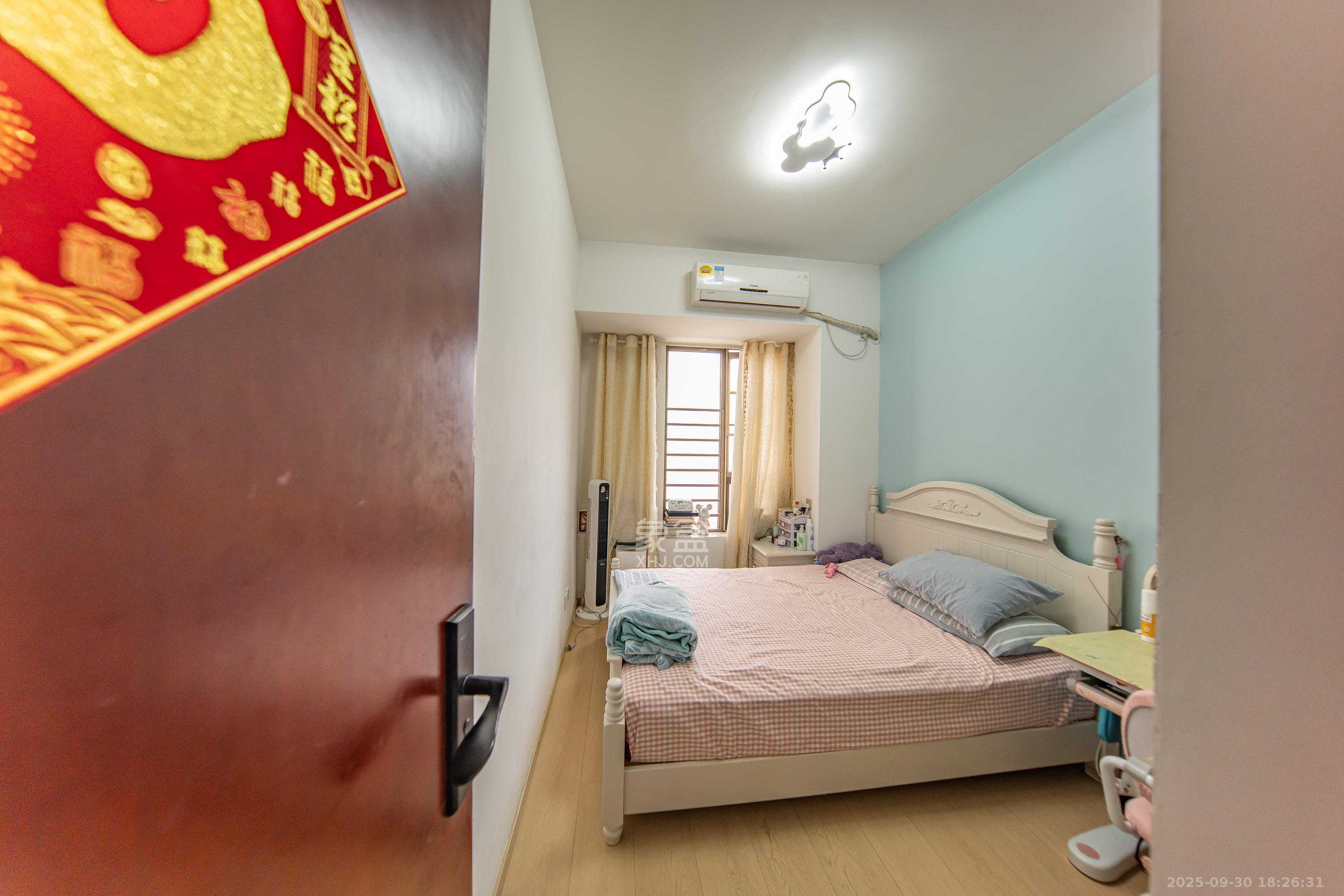 米兰春天 3室2厅1卫 57.0万 米兰春天 3室2厅1卫 57.0万卧室