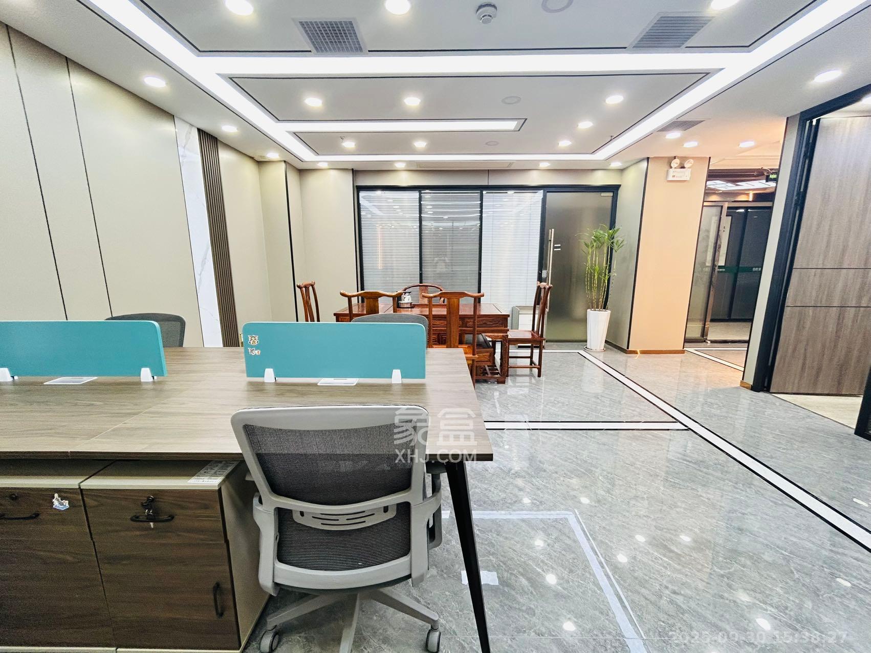 兴旺双铁城   198.0㎡      8000.0元/月室内图