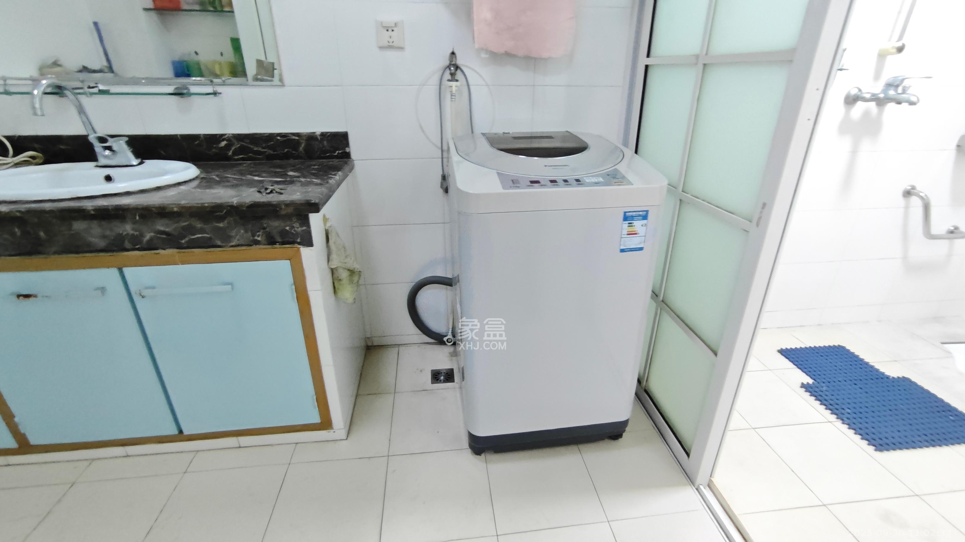 禾花村 2室2厅1卫 500.0元/月 禾花村 2室2厅1卫 500.0元/月室内图