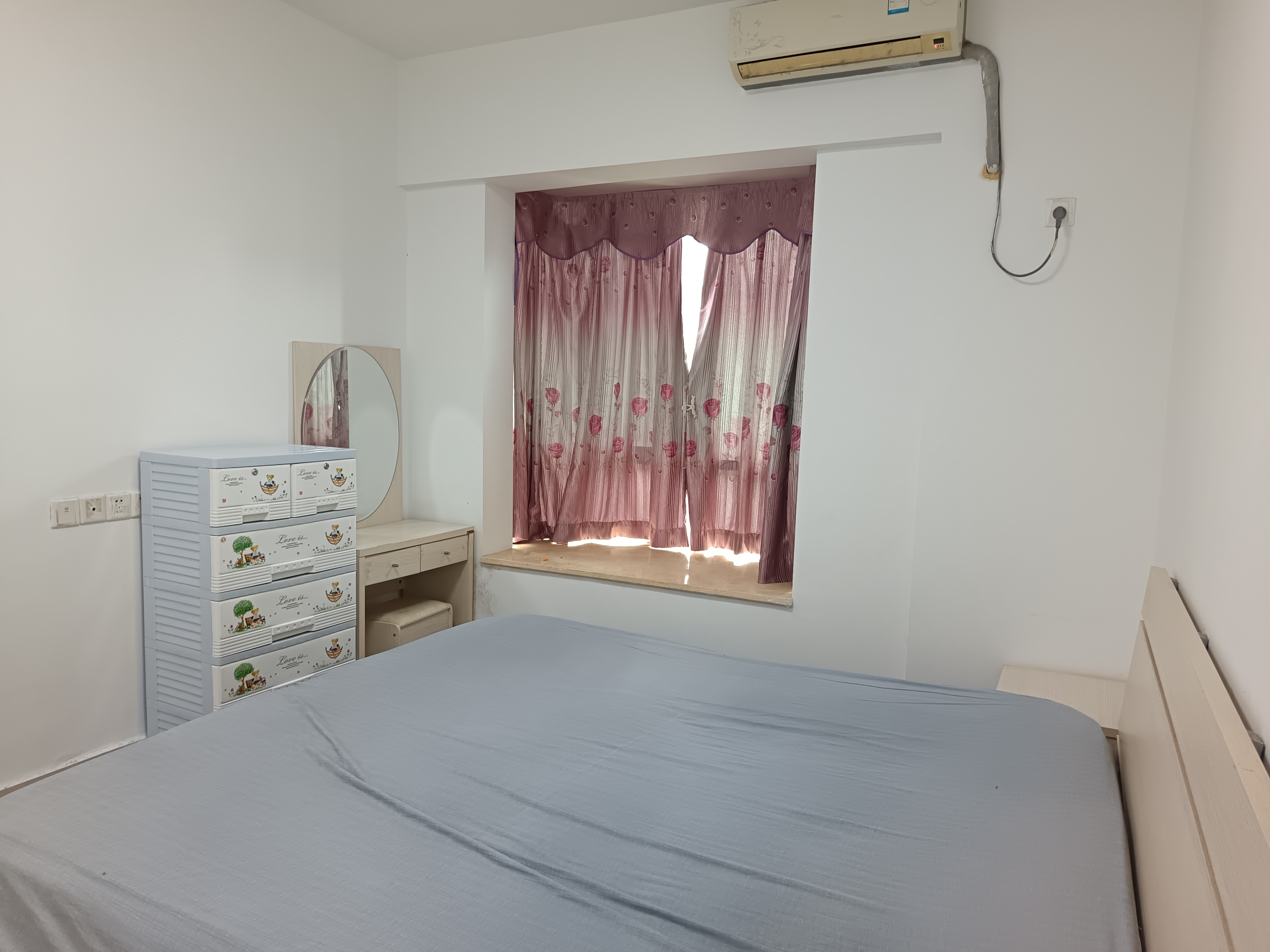 濠江花园 2室2厅1卫 2300.0元/月 濠江花园 2室2厅1卫 2300.0元/月室内图