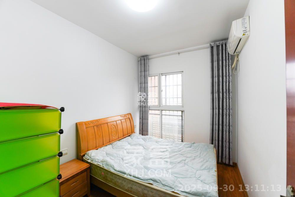 湘府十城(汇财御景湾新寓,汇财国际) 3室2厅1卫 2300.0元/月 湘府十城(汇财御景湾新寓,汇财国际) 3室2厅1卫 2300.0元/月室内图