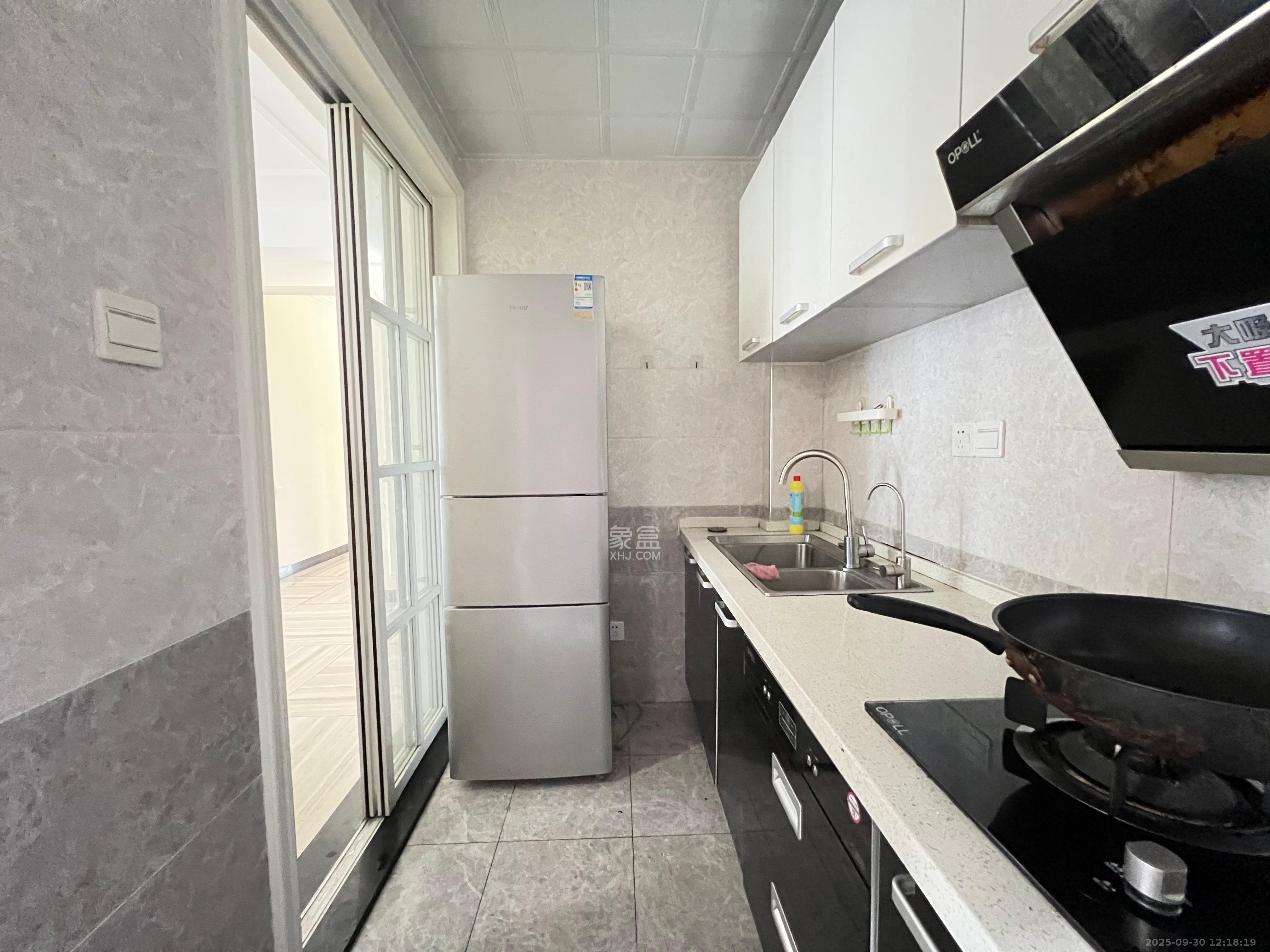 中国铁建梅溪青秀二期 3室2厅2卫 3000.0元/月 中国铁建梅溪青秀二期 3室2厅2卫 3000.0元/月室内图