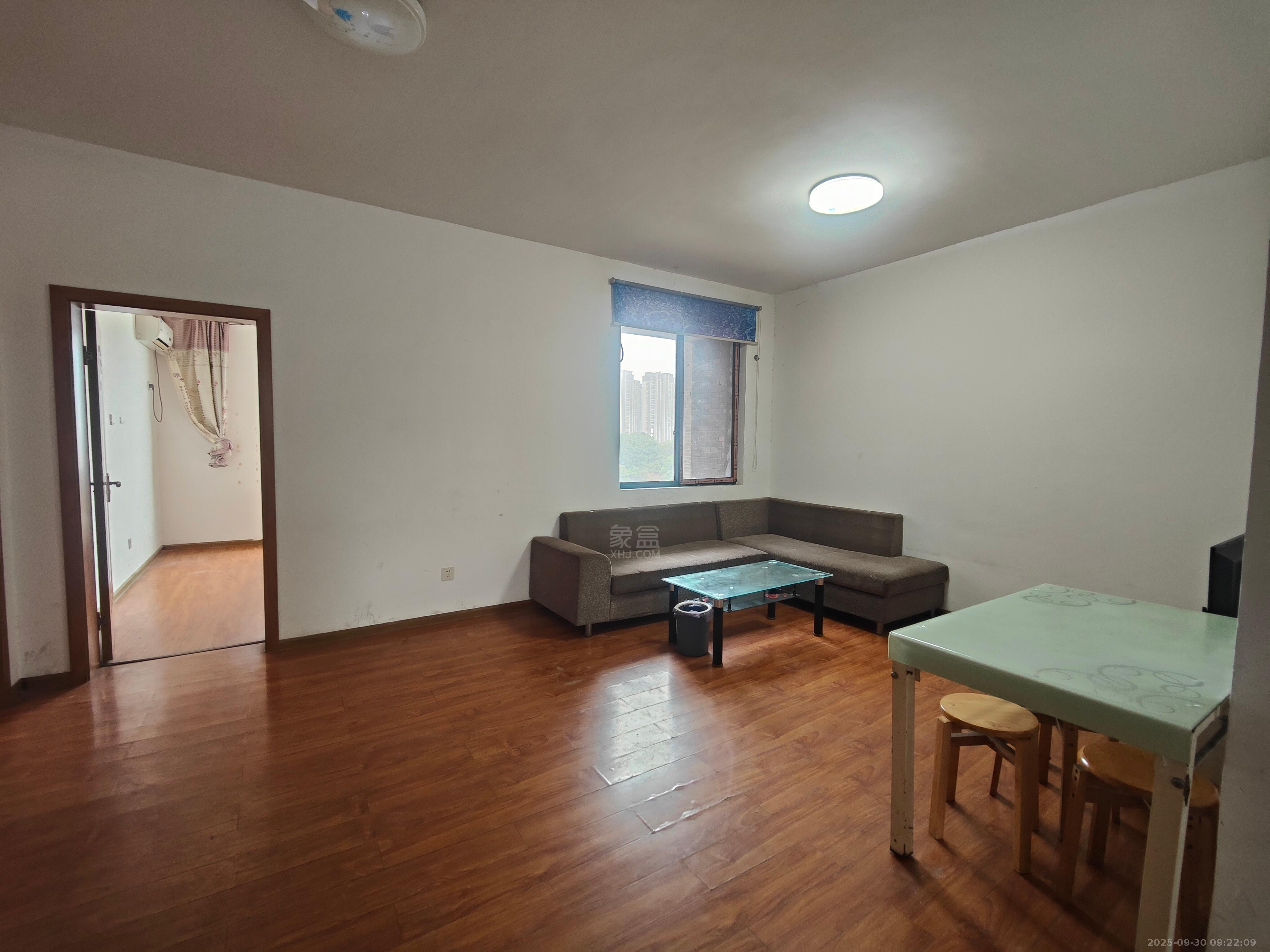 尚格名城花好悦园4期 2室2厅1卫 1200.0元/月 尚格名城花好悦园4期 2室2厅1卫 1200.0元/月室内图