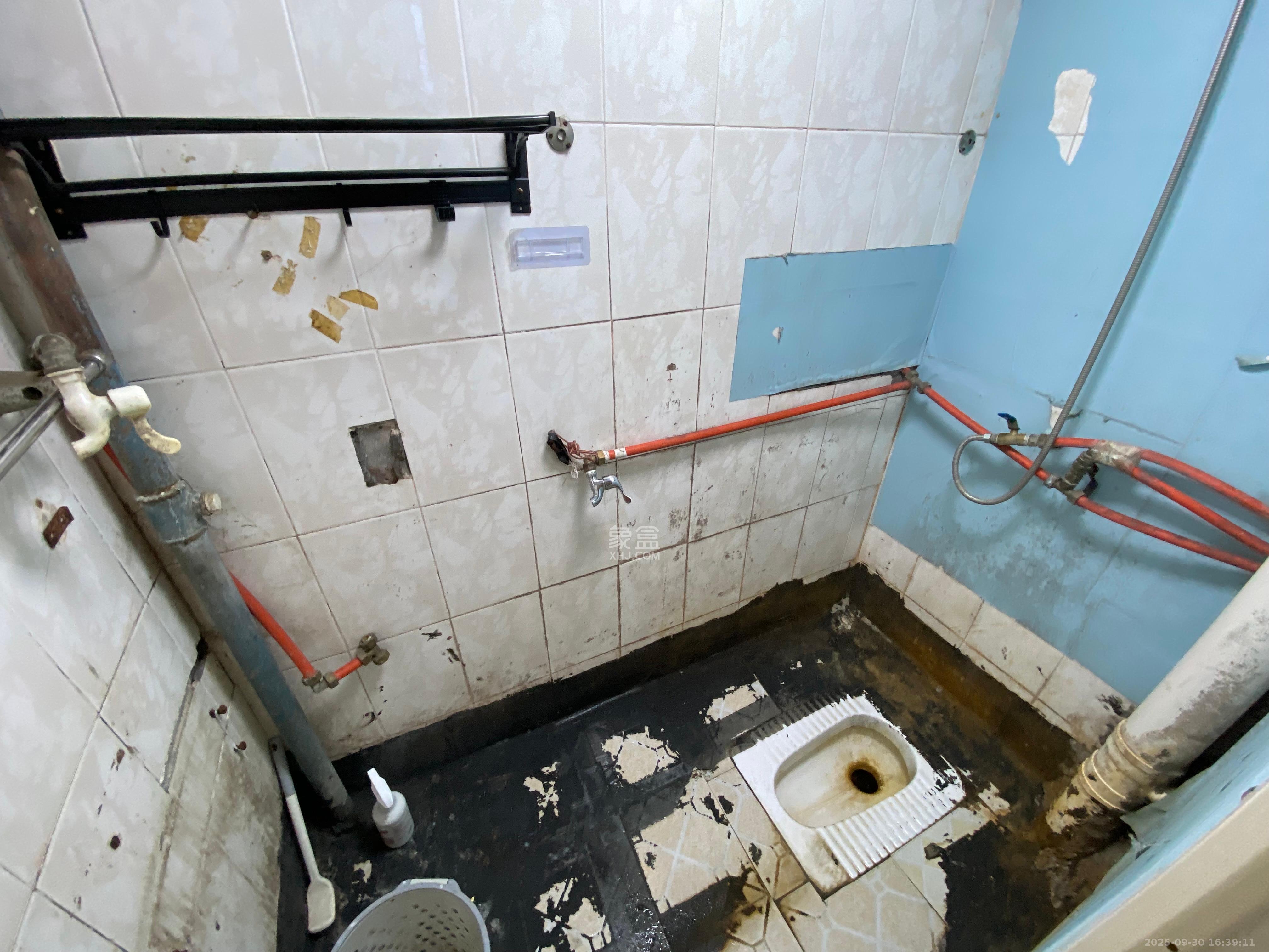 书院路电梯厂宿舍（宝塔山）  2室1厅1卫    1300.0元/月室内图