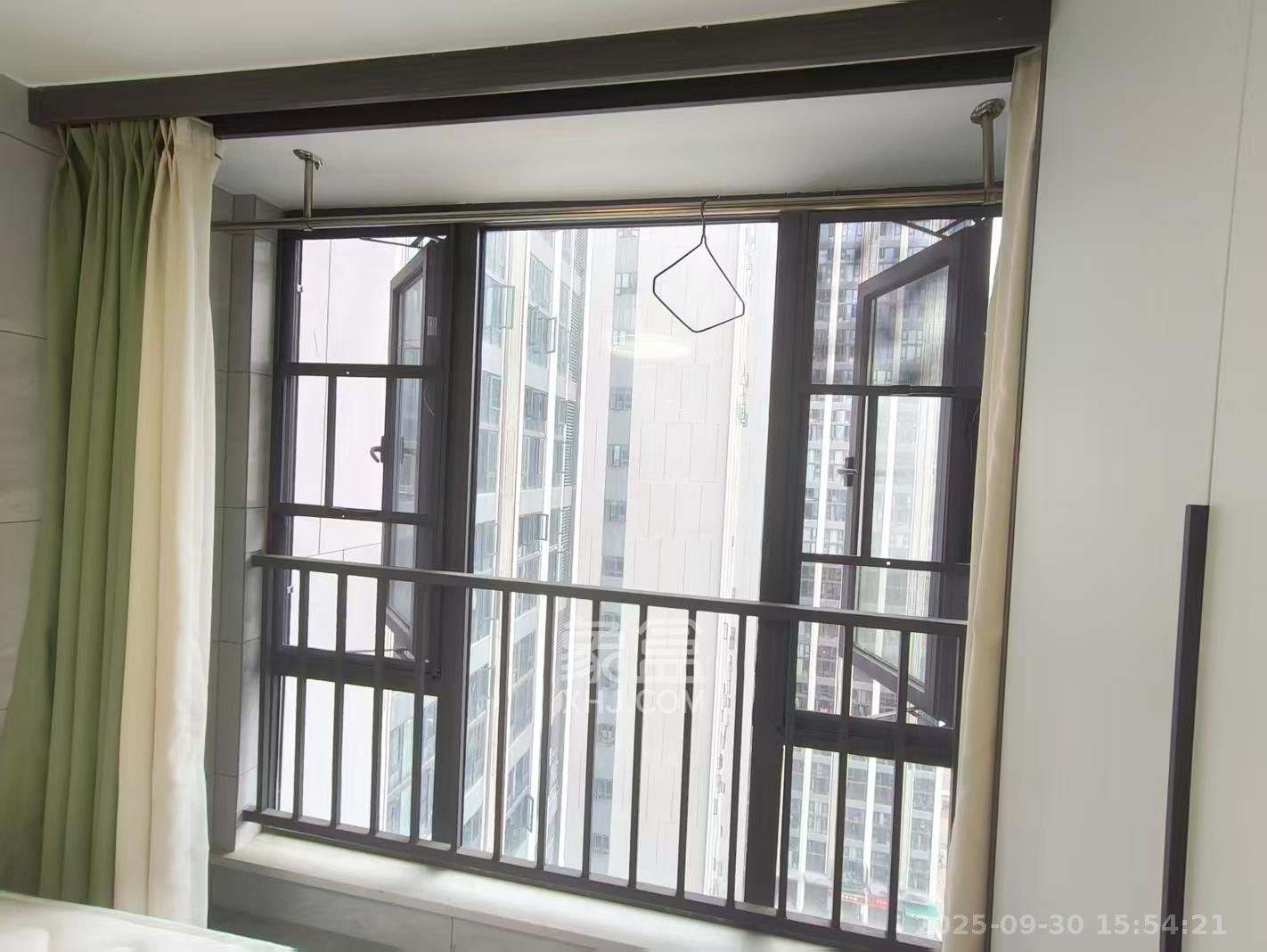 保利恒伟时光印象  1室1厅1卫    1200.0元/月室内图