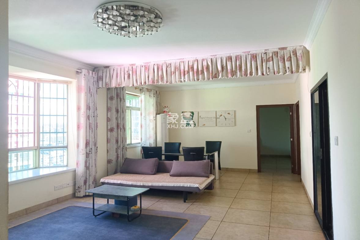 椰岛公寓 2室2厅1卫 2500.0元/月 椰岛公寓 2室2厅1卫 2500.0元/月室内图