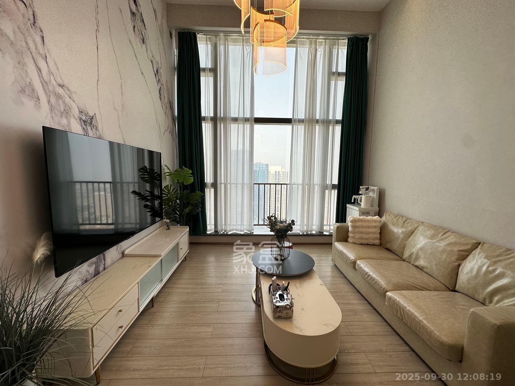 华远华时代 4室2厅2卫 6200.0元/月 华远华时代 4室2厅2卫 6200.0元/月室内图