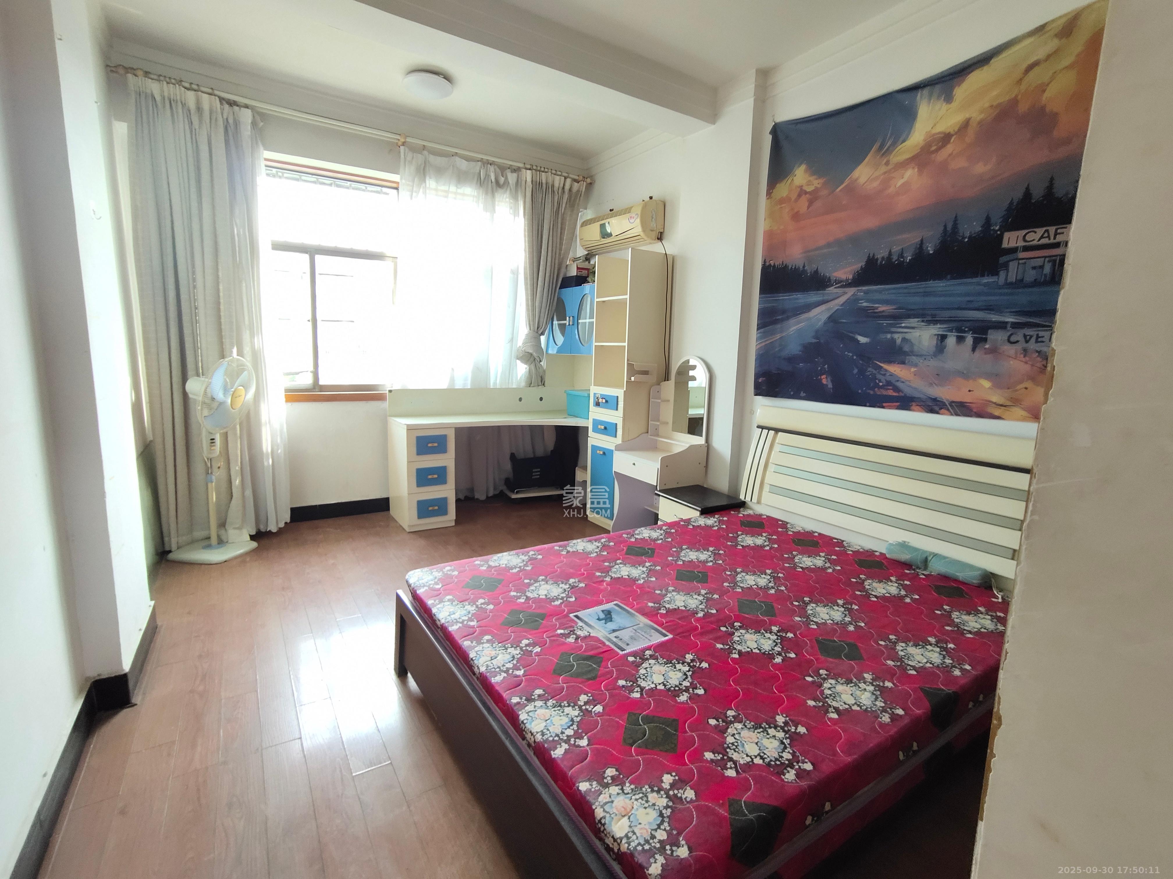 扬帆小区 1室1厅1卫 1500.0元/月 扬帆小区 1室1厅1卫 1500.0元/月室内图