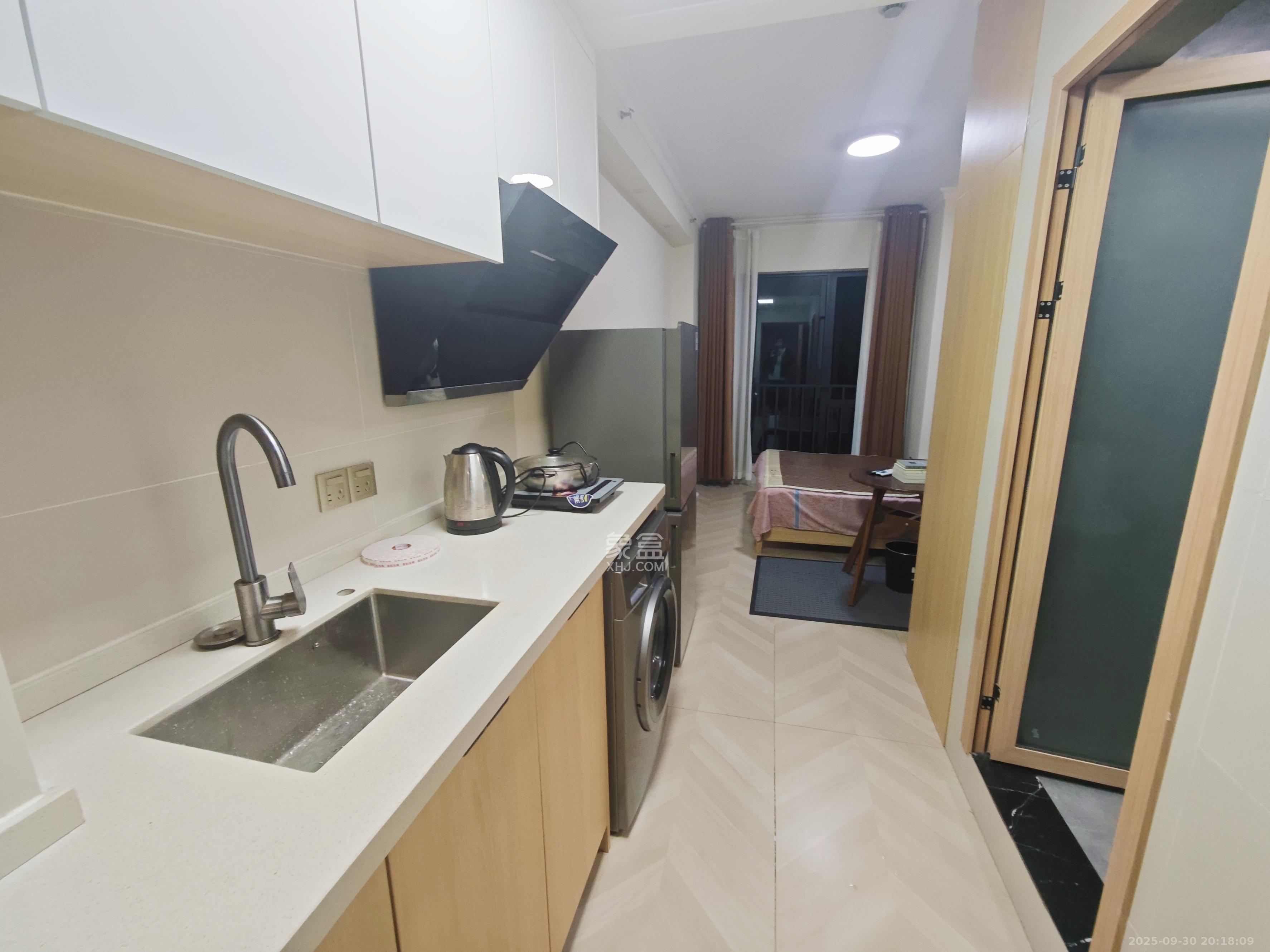 卓越江岸 1室1厅1卫 1500.0元/月 卓越江岸 1室1厅1卫 1500.0元/月室内图