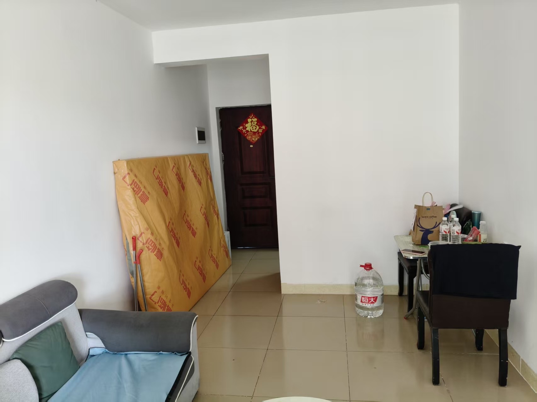 天德园 2室2厅1卫 2600.0元/月 天德园 2室2厅1卫 2600.0元/月室内图