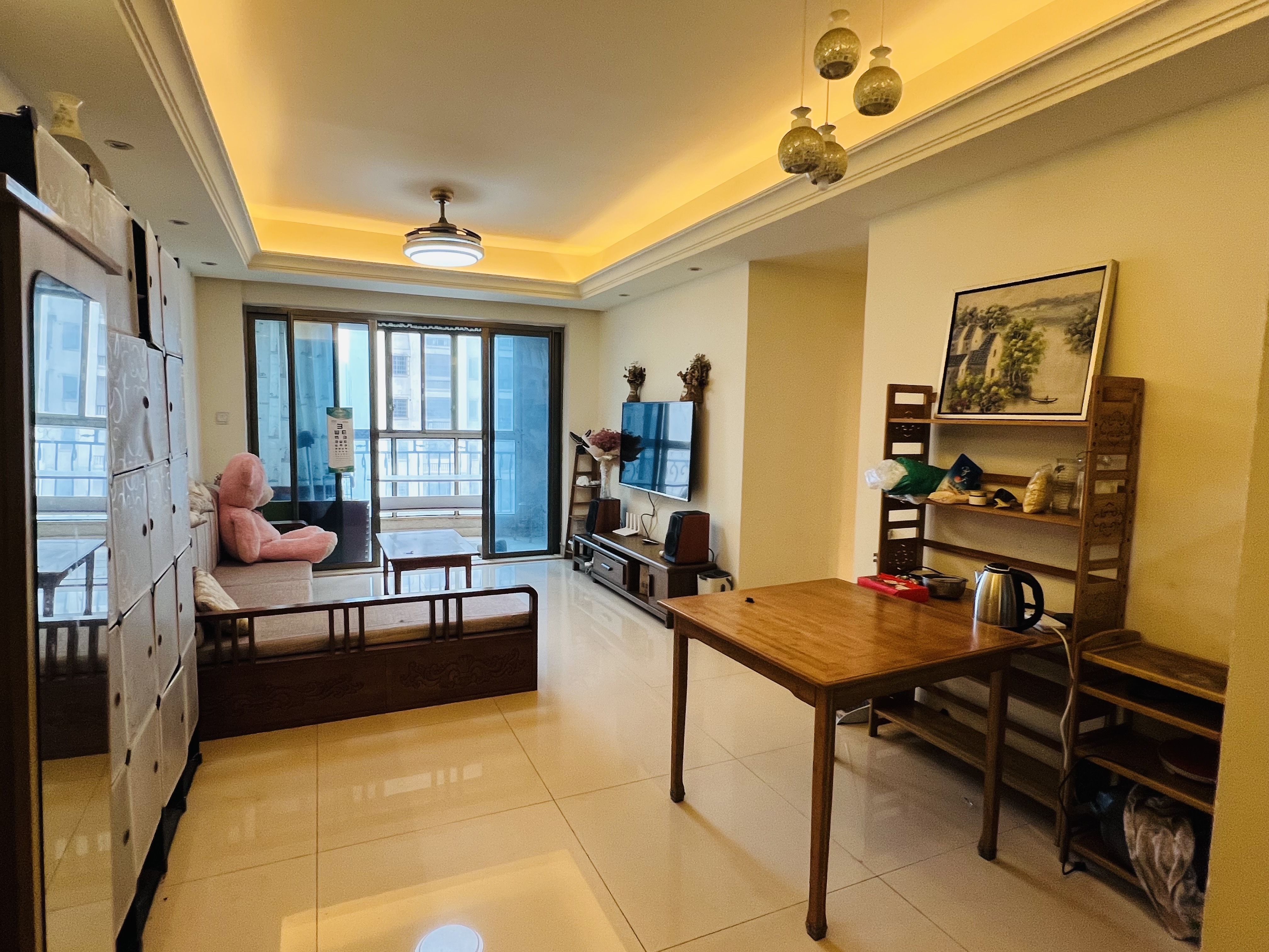 碧桂园  3室2厅1卫    1500.0元/月