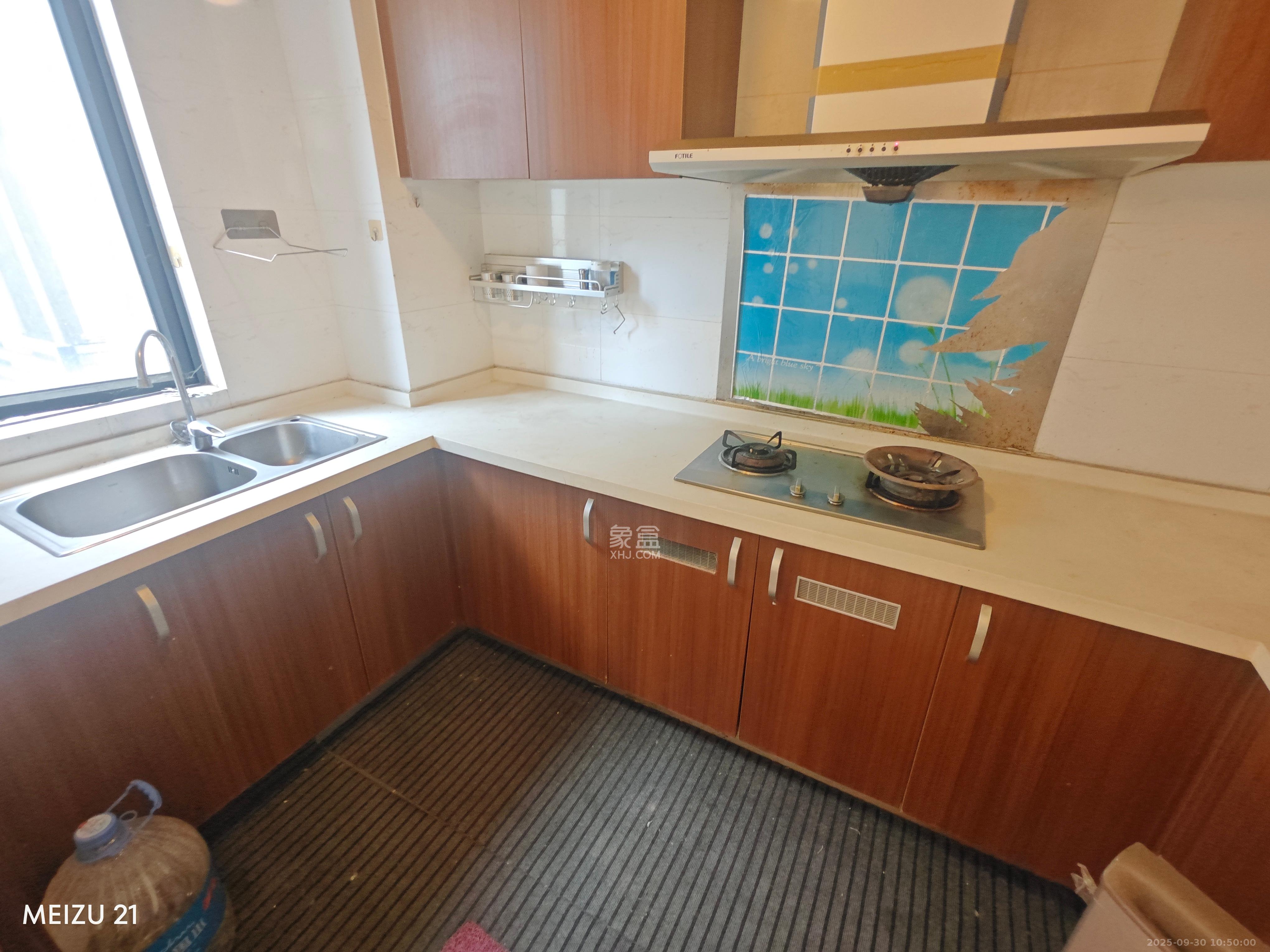 万科城 3室2厅2卫 3000.0元/月 万科城 3室2厅2卫 3000.0元/月室内图