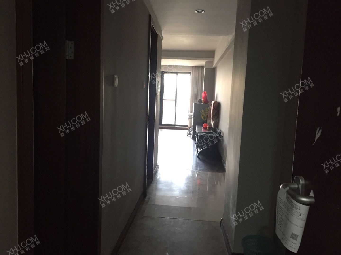 万科浪琴湾  1室1厅1卫    110.0万室内图