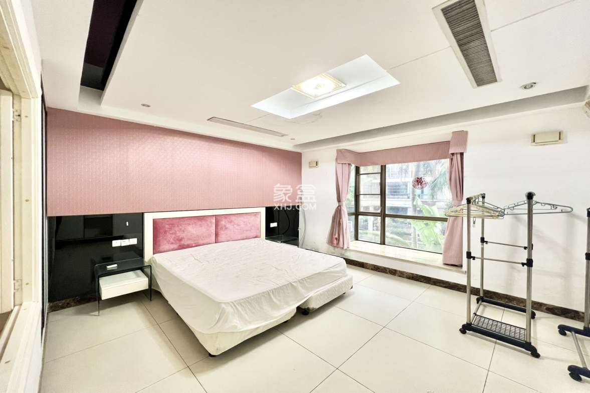 城市海岸一期 3室2厅2卫 4500.0元/月 城市海岸一期 3室2厅2卫 4500.0元/月室内图