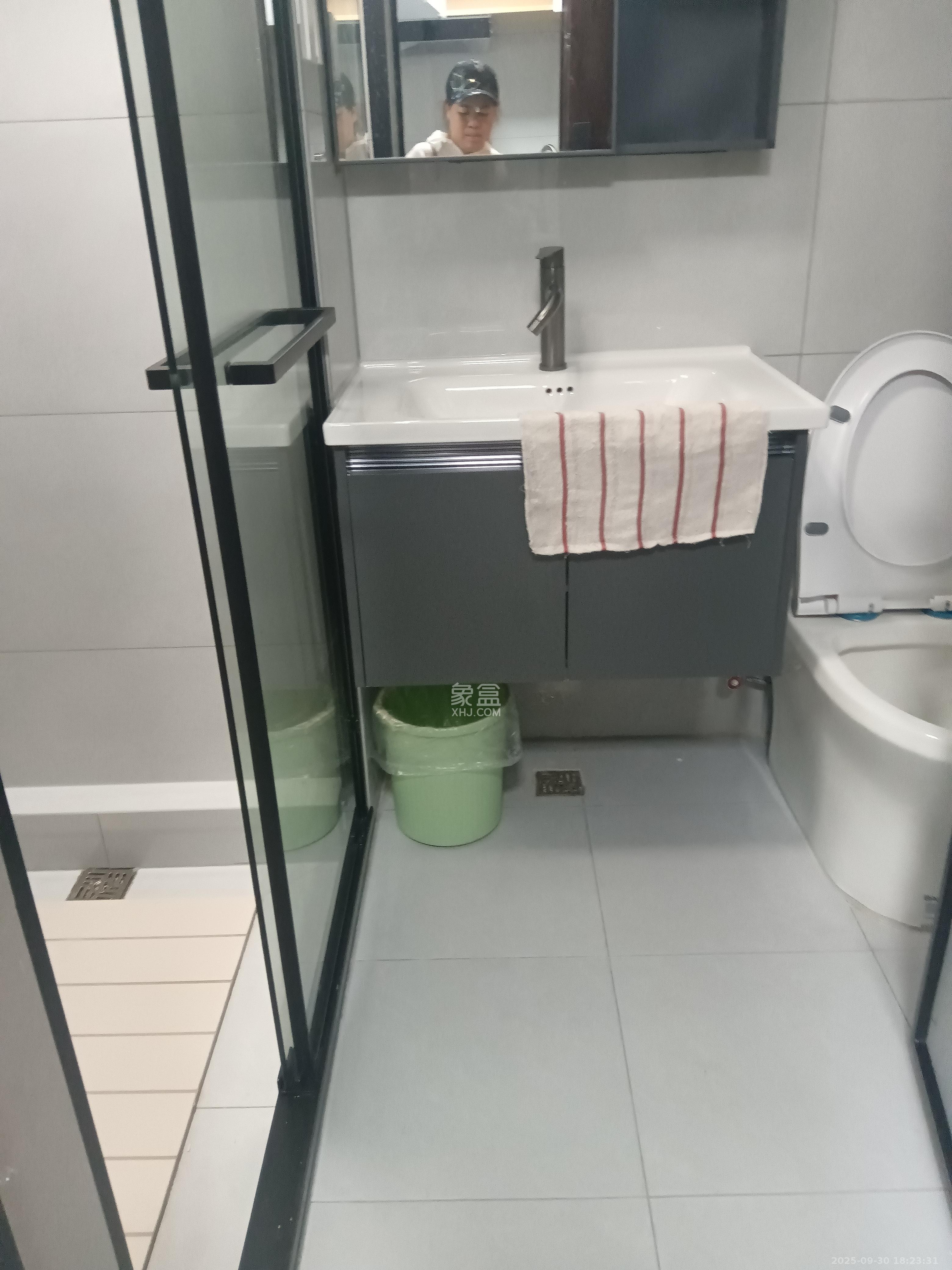 中海珑悦府  1室1厅1卫    1500.0元/月