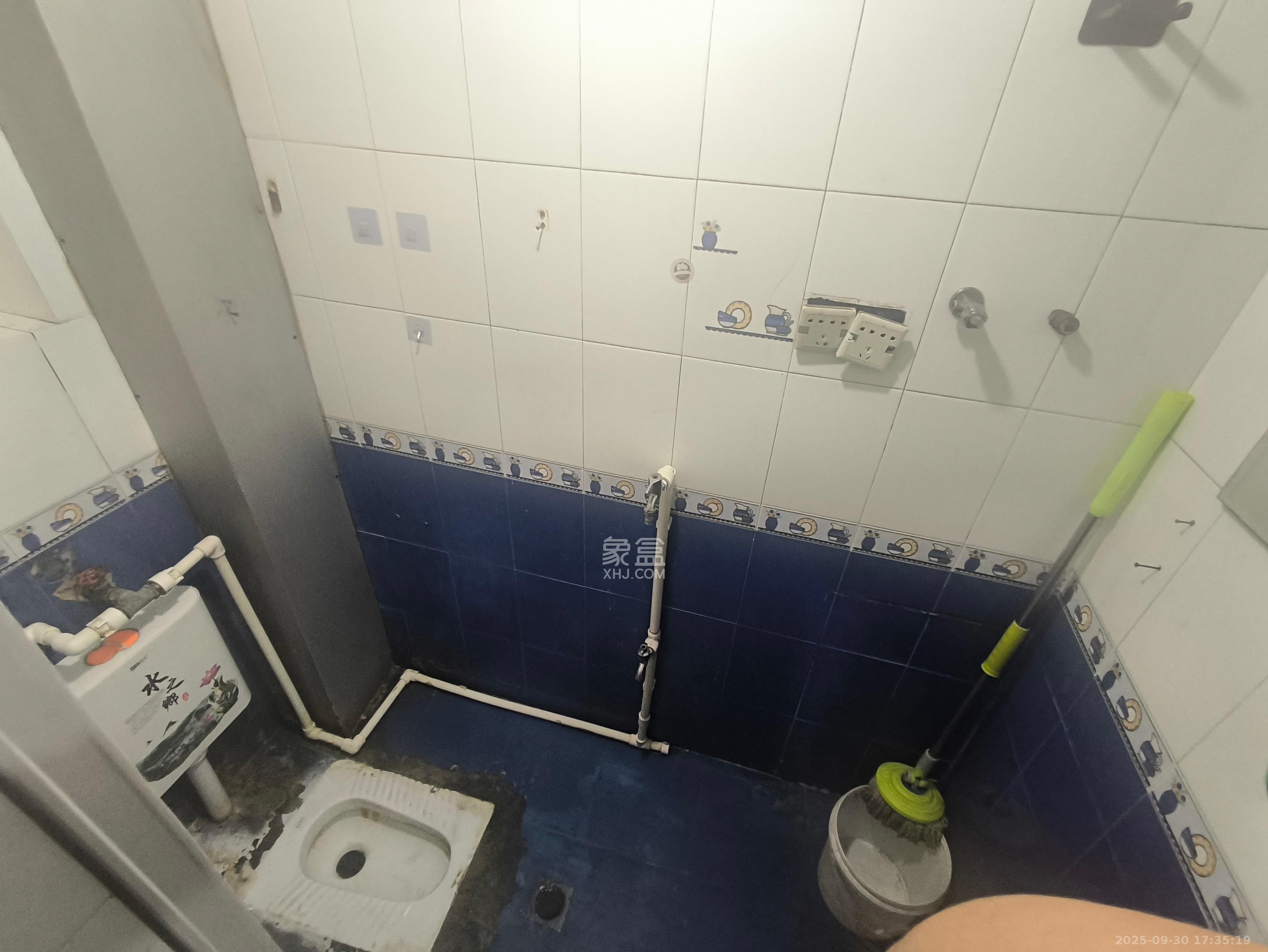 苏家巷民主党派宿舍  3室1厅1卫    3500.0元/月室内图