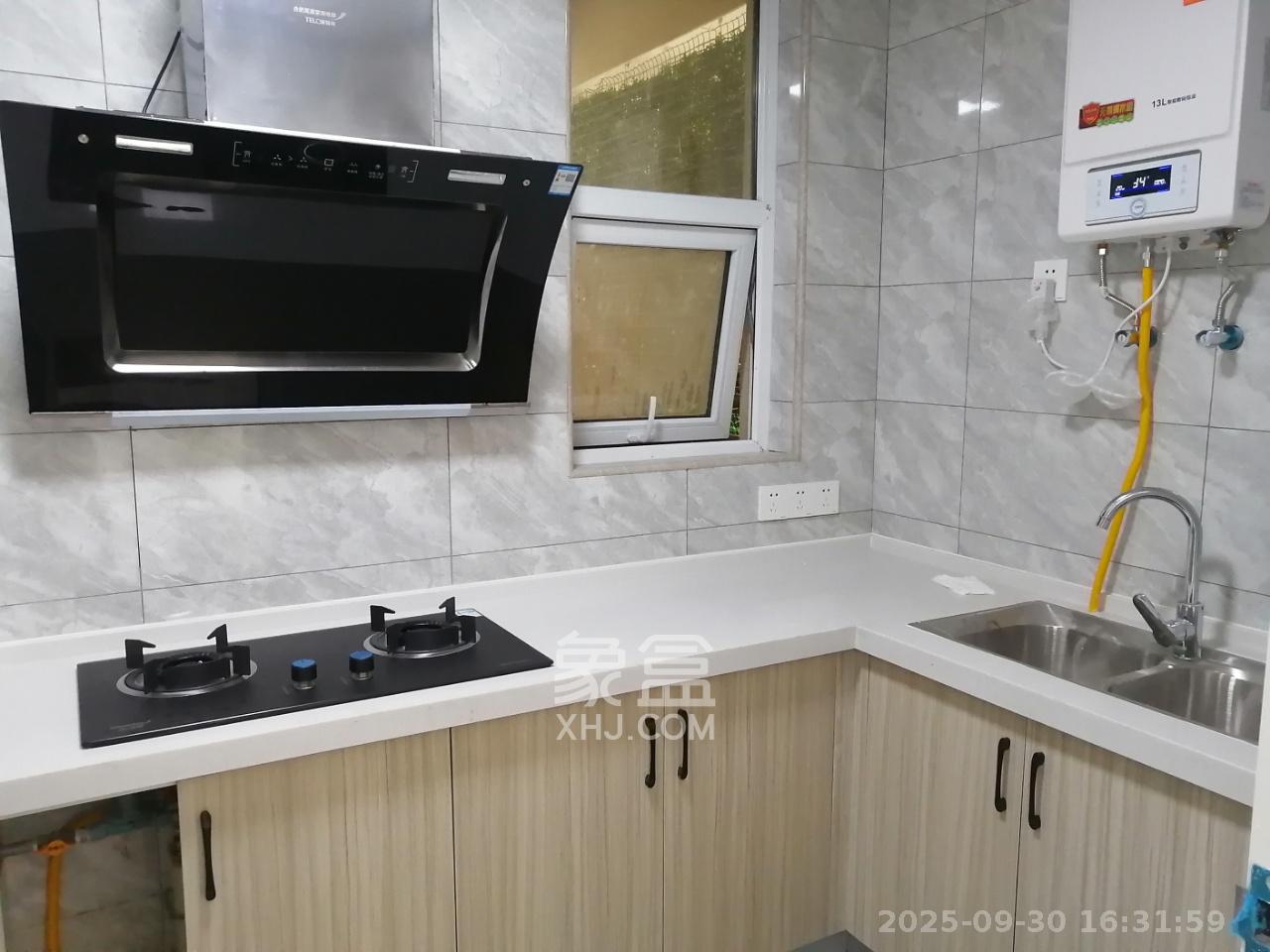 新华联梦想城 3室2厅1卫 1600.0元/月 新华联梦想城 3室2厅1卫 1600.0元/月室内图