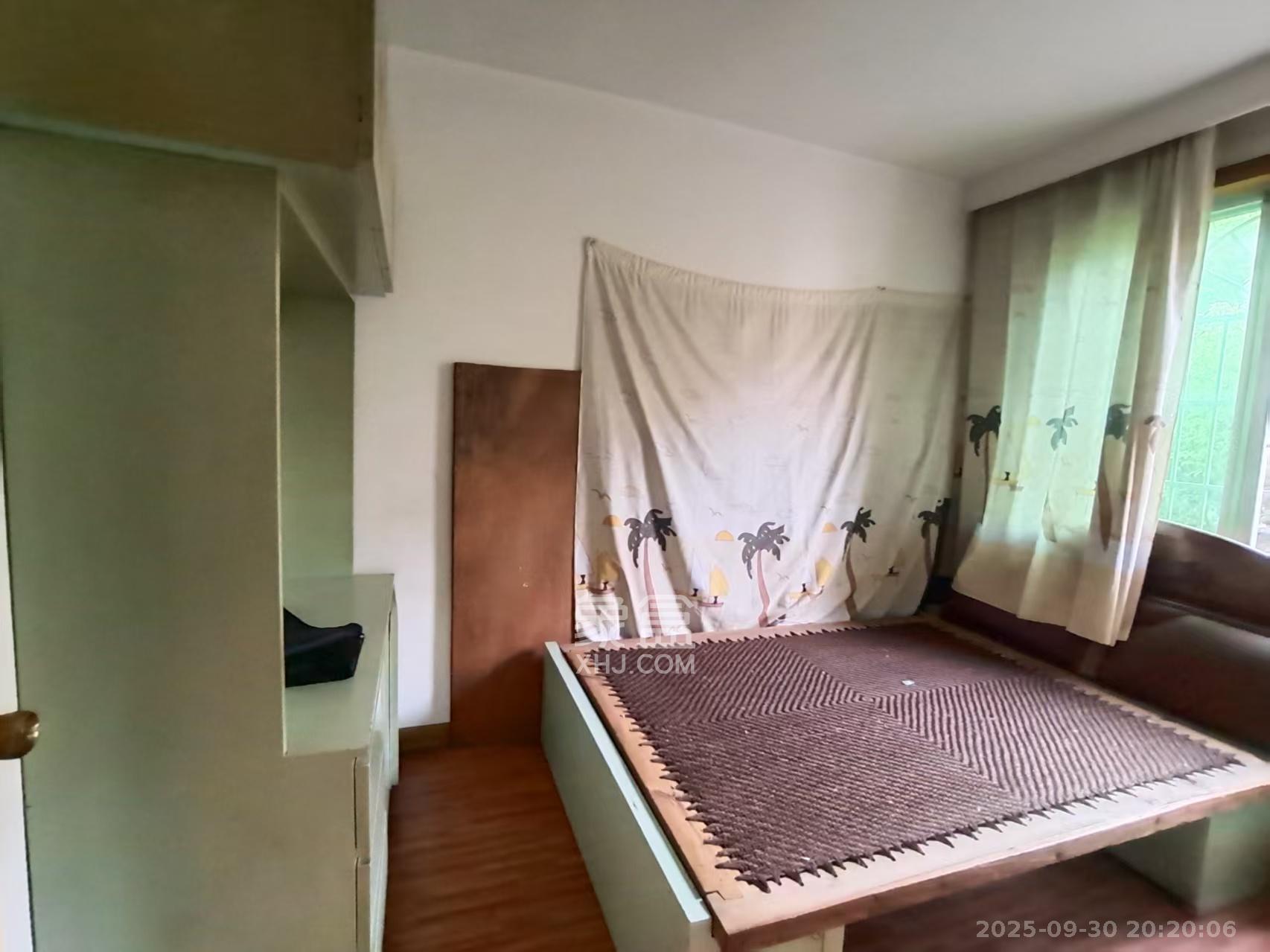 马王堆陶瓷建材新城  3室2厅1卫   1700.00元/月室内图