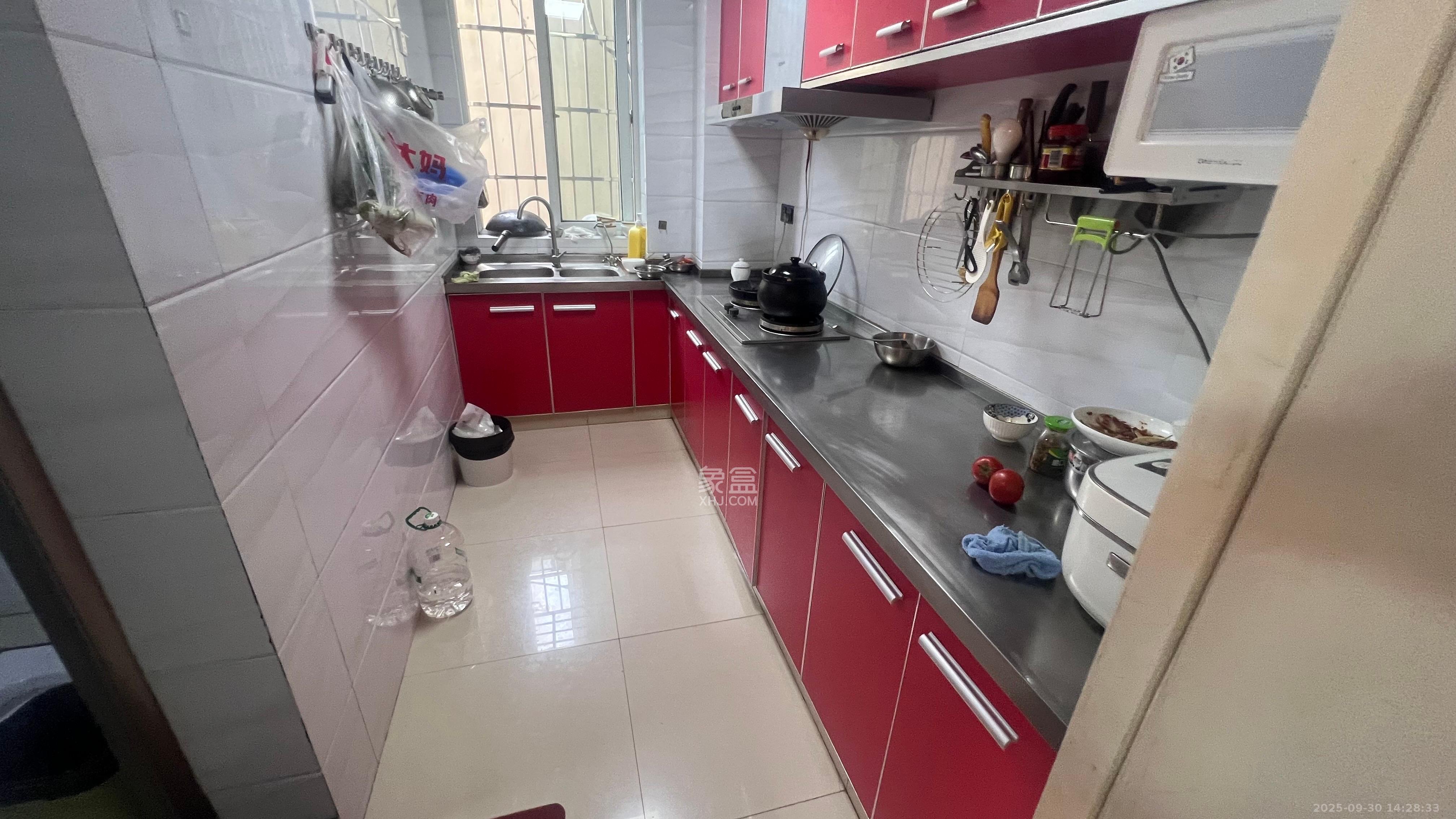 中房F联邦  2室1厅2卫    2000.0元/月 中房F联邦  2室1厅2卫    2000.0元/月室内图