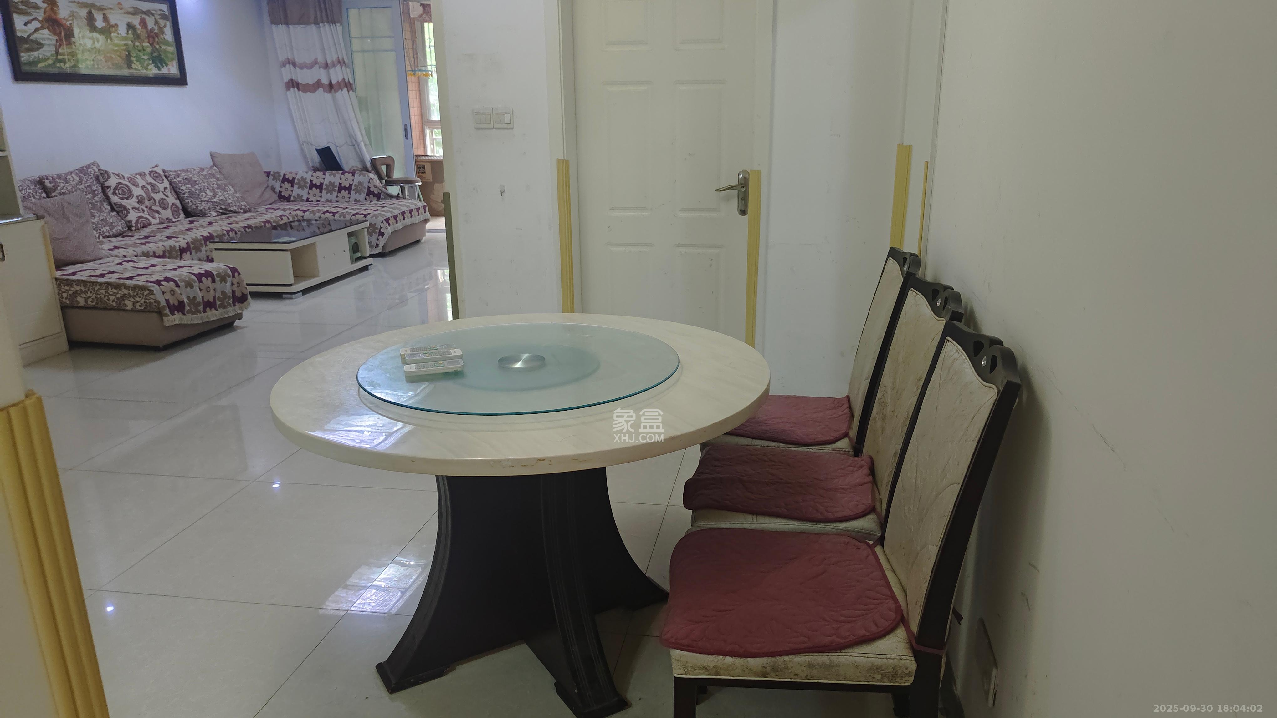 星城国际 2室2厅1卫 1500.0元/月 星城国际 2室2厅1卫 1500.0元/月室内图