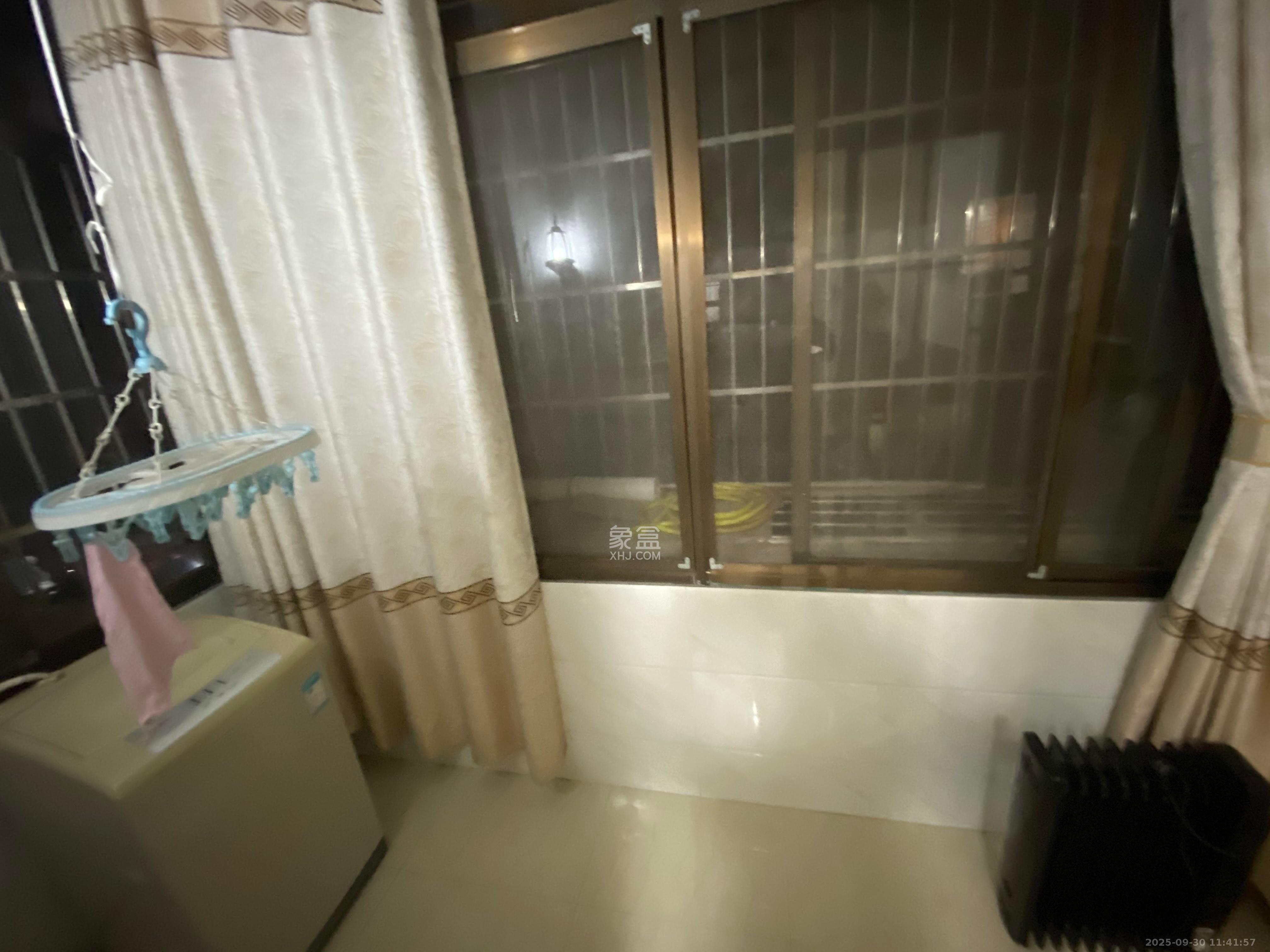 湖南省农业厅  2室1厅1卫    2400.0元/月室内图