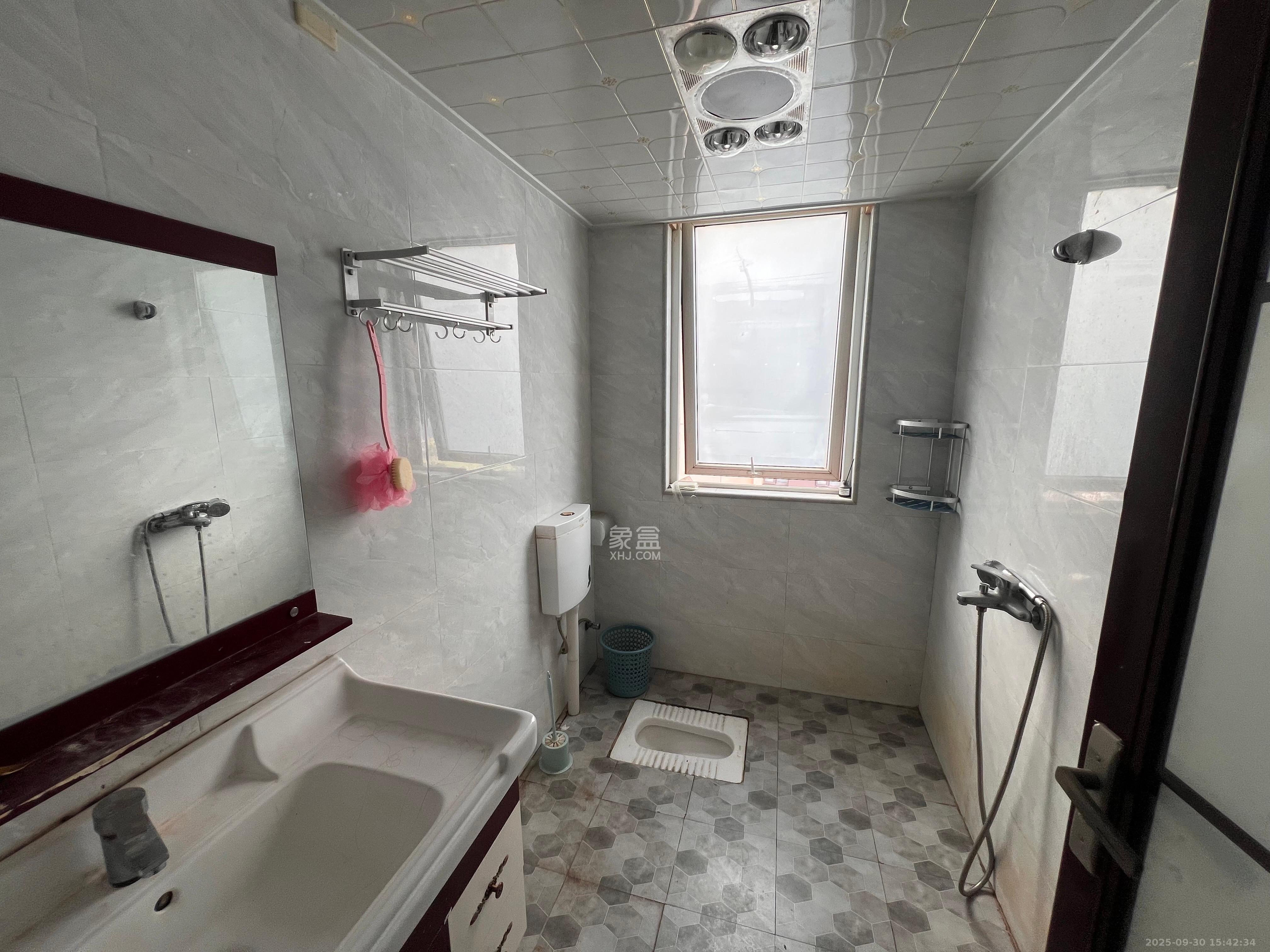 绿地之窗 4室2厅2卫 3000.0元/月 绿地之窗 4室2厅2卫 3000.0元/月室内图