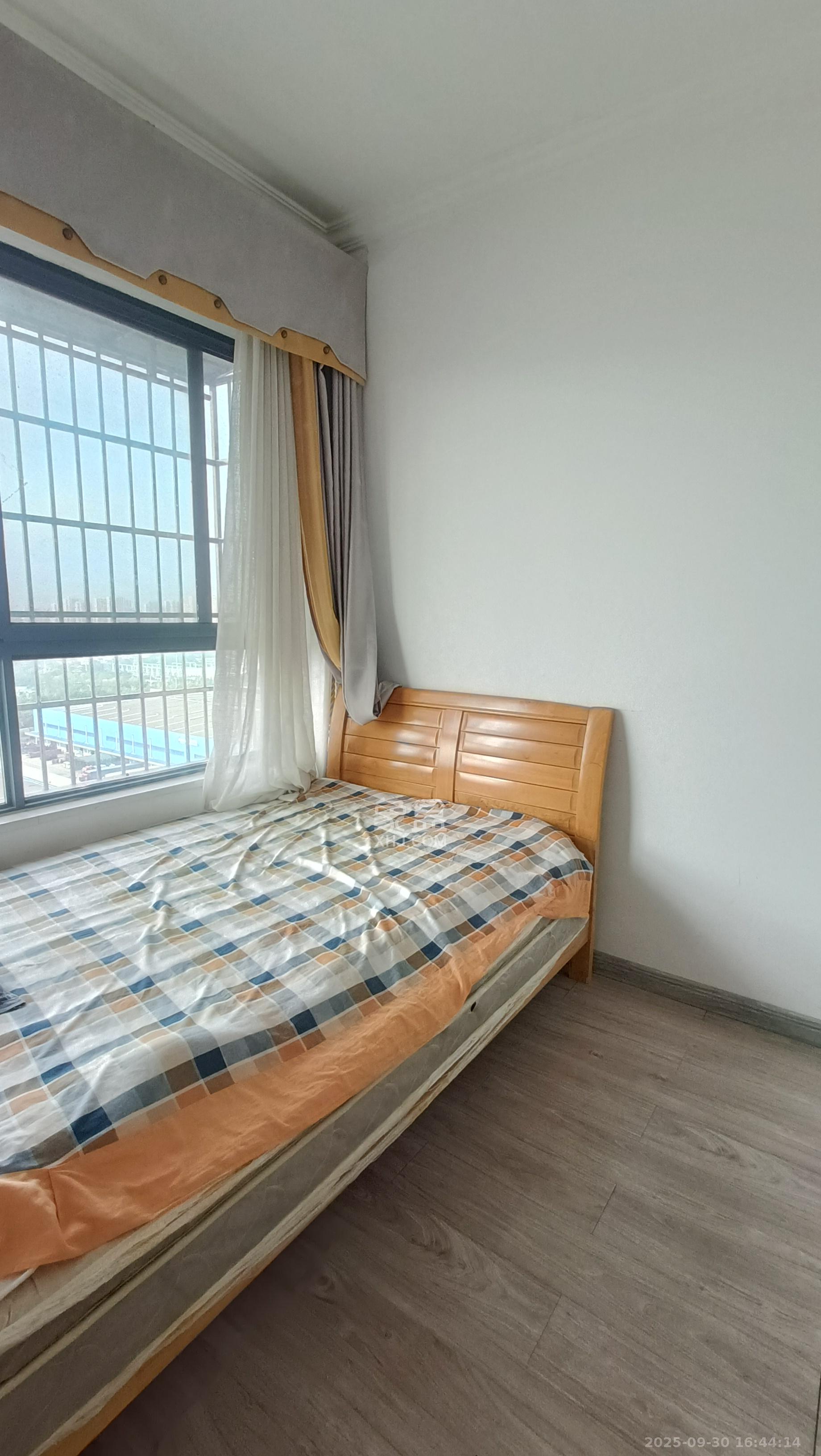 中国铁建国际城二期 3室2厅1卫 1800.00元/月 中国铁建国际城二期 3室2厅1卫 1800.00元/月室内图