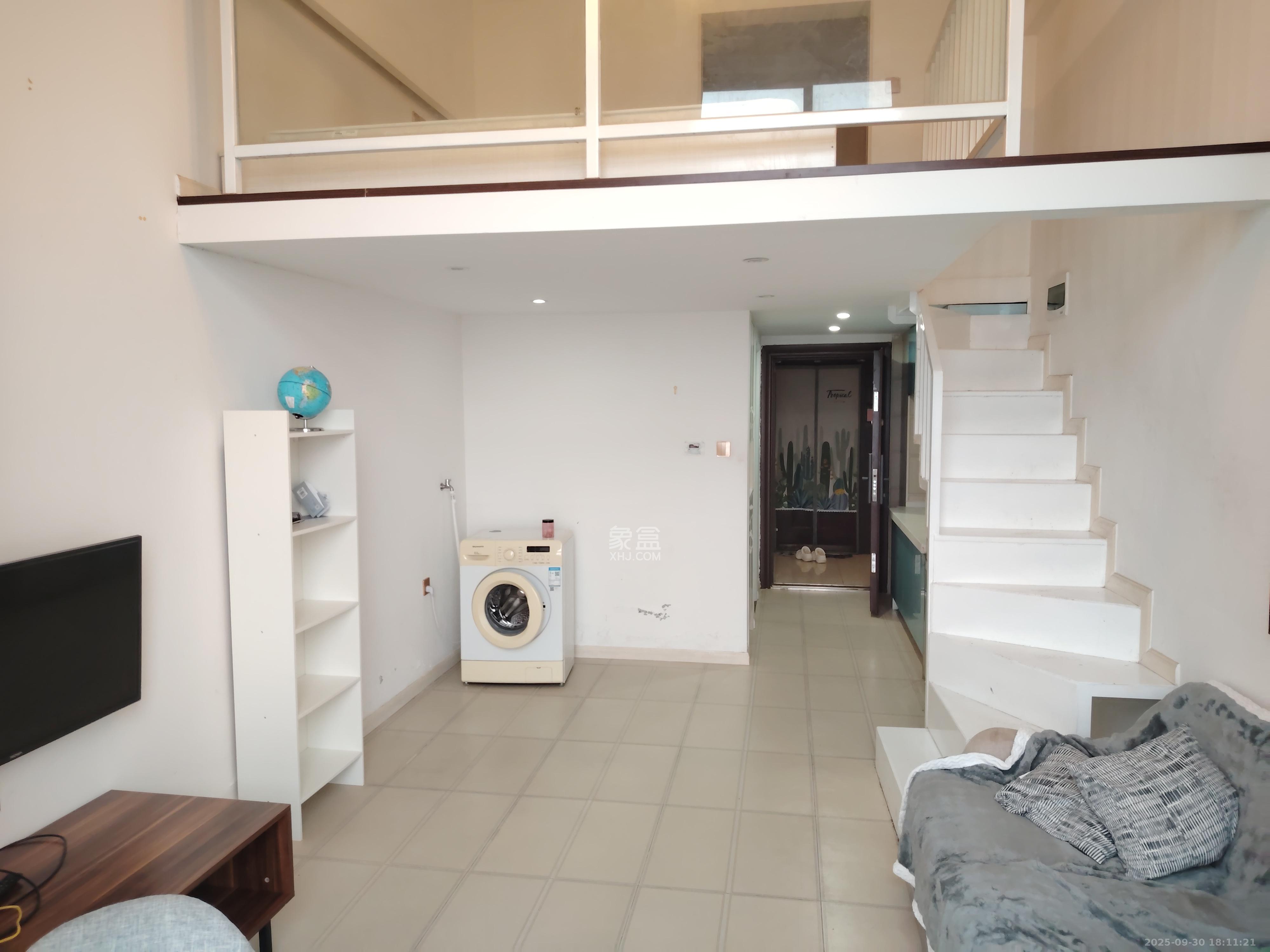 兰亭湾畔 1室1厅1卫 1600.0元/月 兰亭湾畔 1室1厅1卫 1600.0元/月室内图