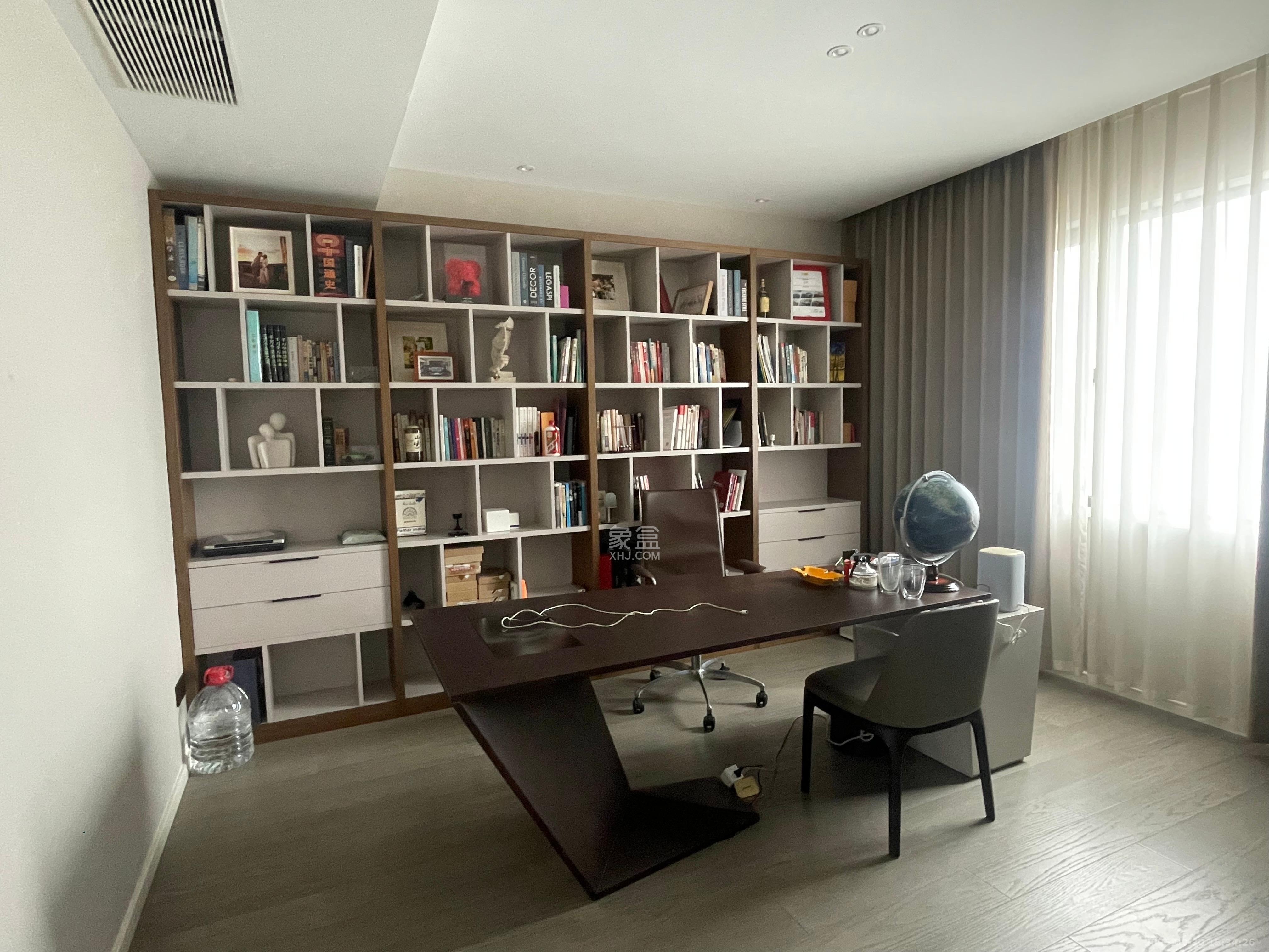 达美溪湖湾 4室2厅2卫 15000.0元/月 达美溪湖湾 4室2厅2卫 15000.0元/月室内图