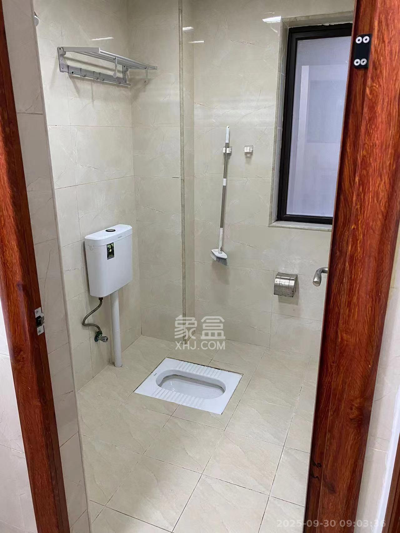 和泓梅溪四季  2室2厅1卫    2200.0元/月 和泓梅溪四季  2室2厅1卫    2200.0元/月