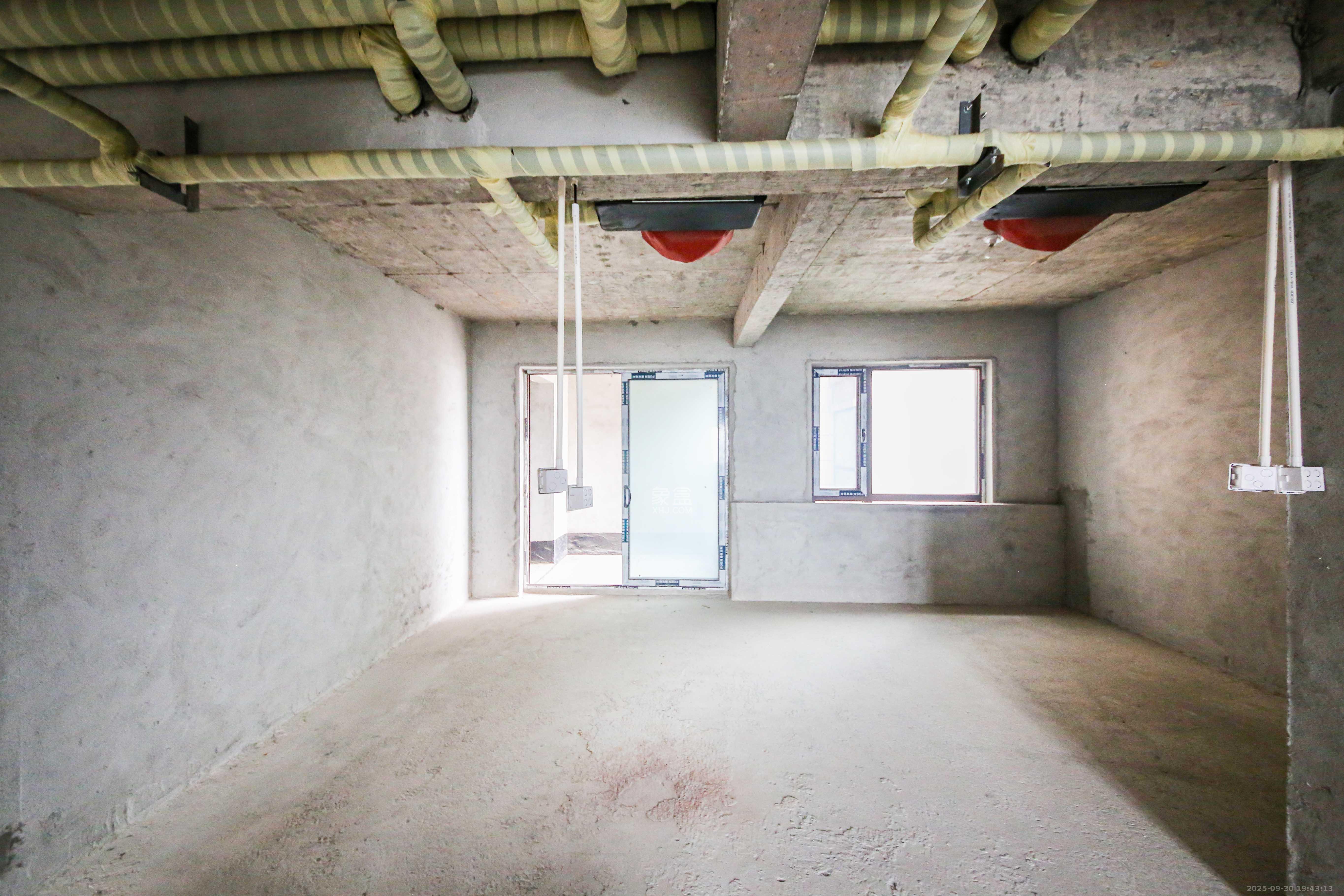 天一康园(湖南电力科技园)  4室2厅2卫    270.0万卧室