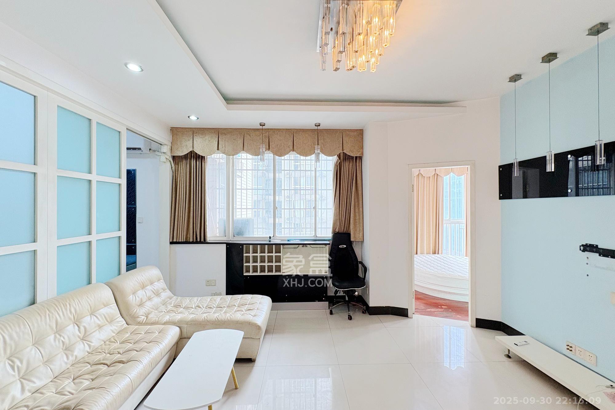 新楚天扶华庭  2室2厅1卫    75.8万