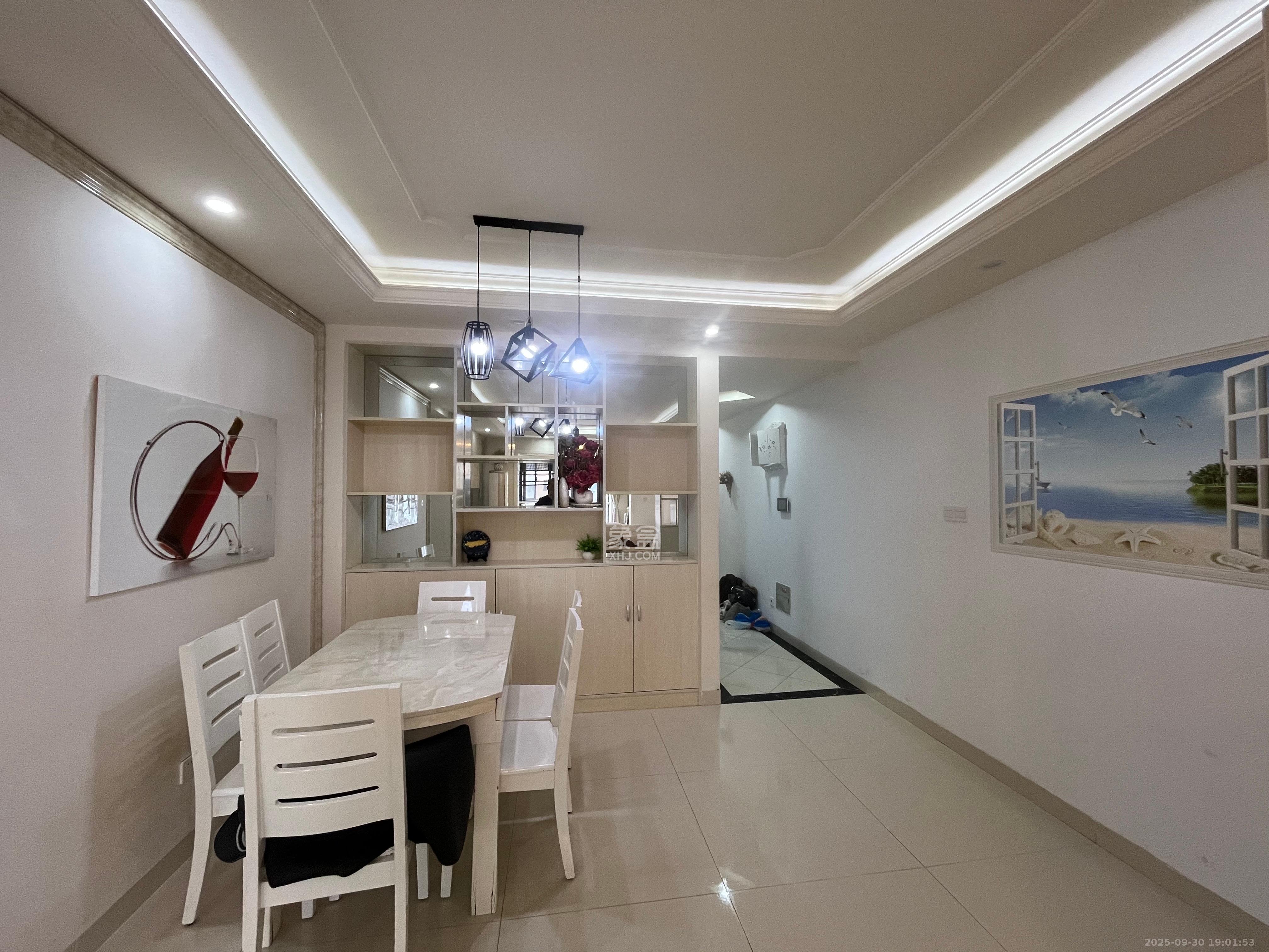 润和紫郡一期  3室2厅1卫    1600.0元/月室内图