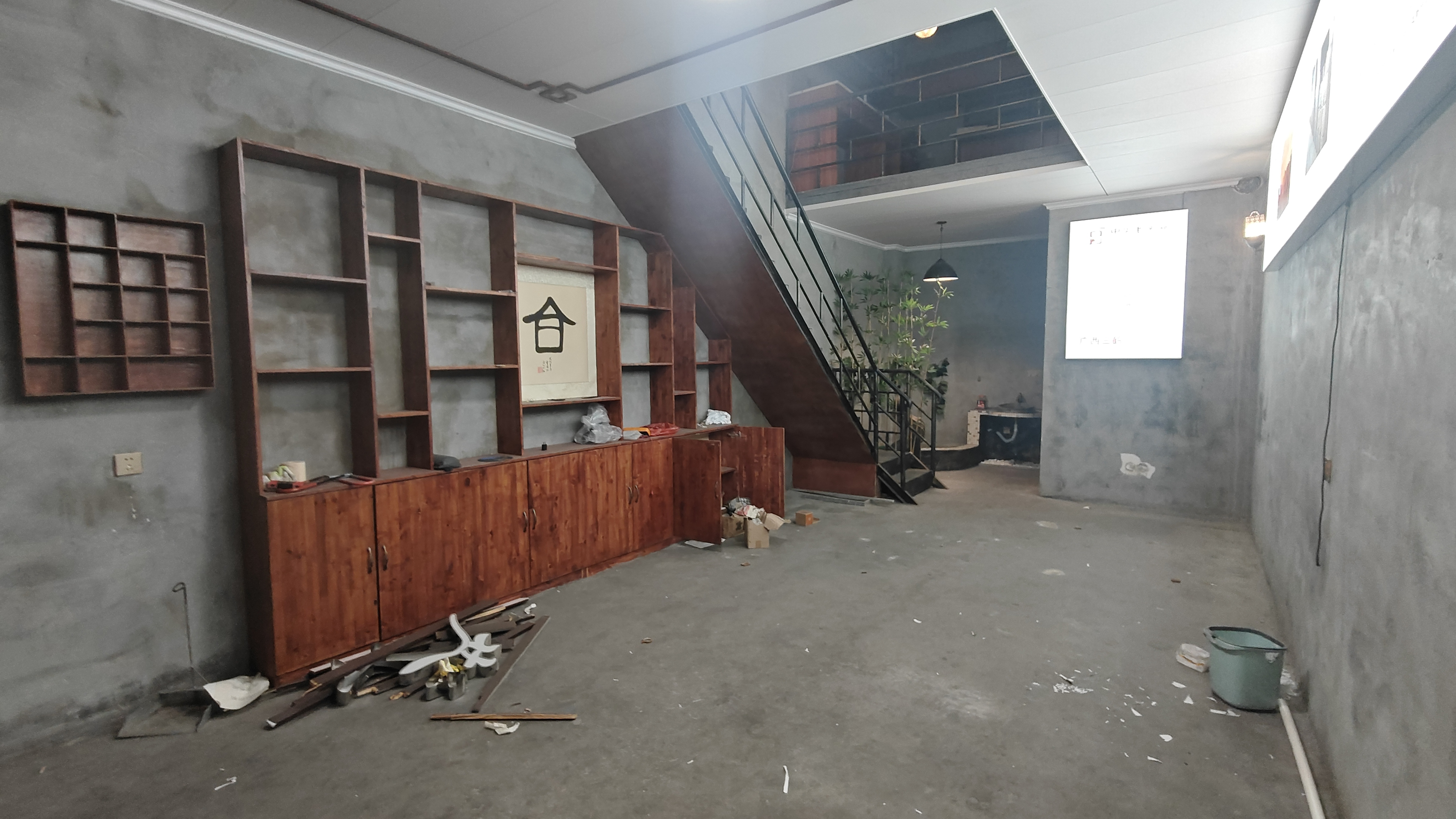 万恒白金汉宫 1室0厅0卫 2100.0元/月 万恒白金汉宫 1室0厅0卫 2100.0元/月室内图