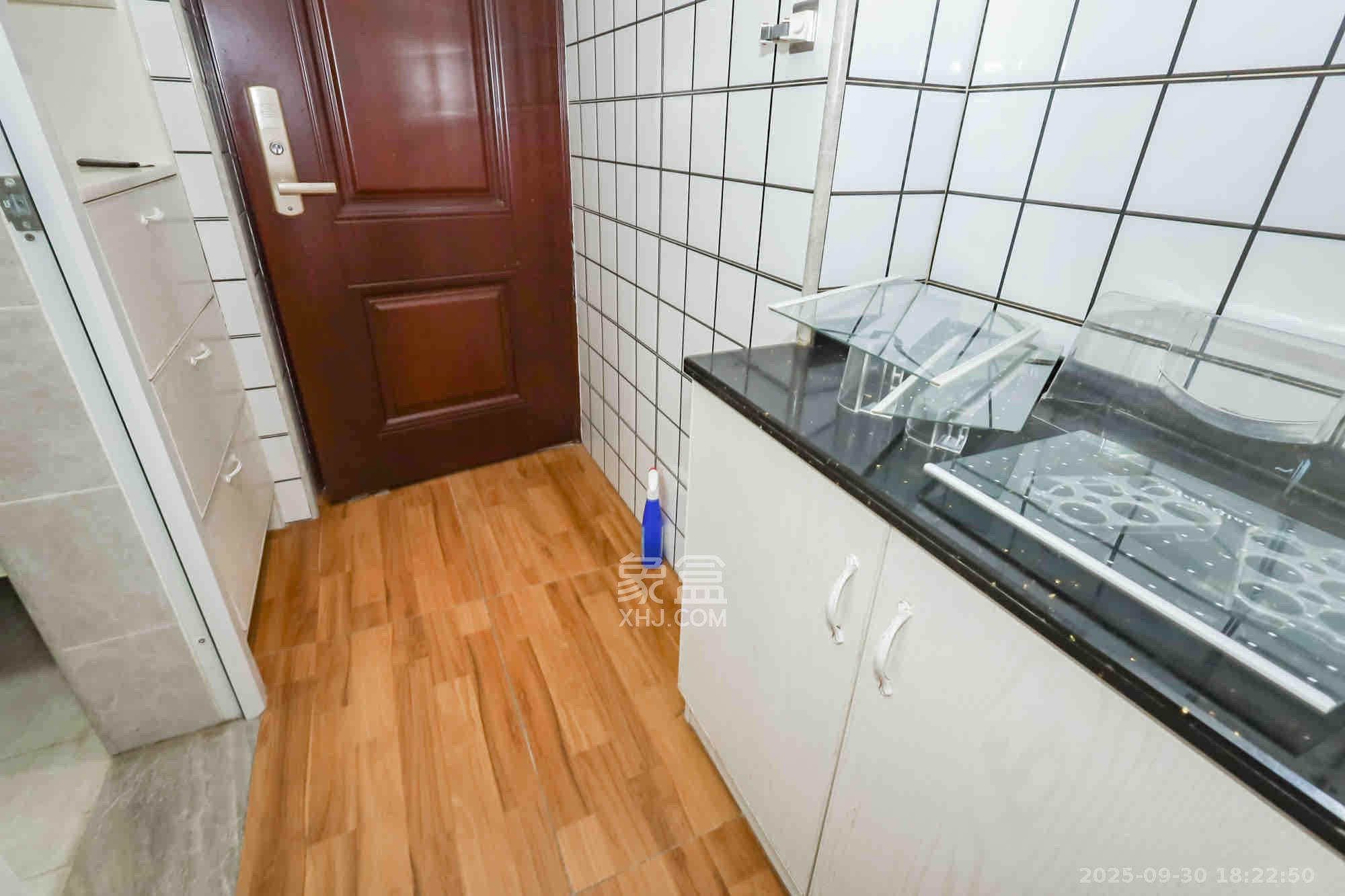 蓝光雍锦阁  1室1厅1卫    1600.0元/月室内图