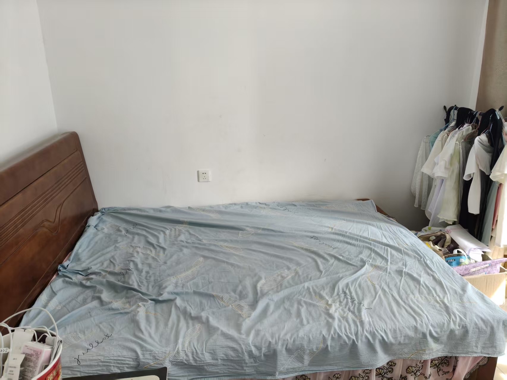 天德园 2室2厅1卫 2600.0元/月 天德园 2室2厅1卫 2600.0元/月室内图