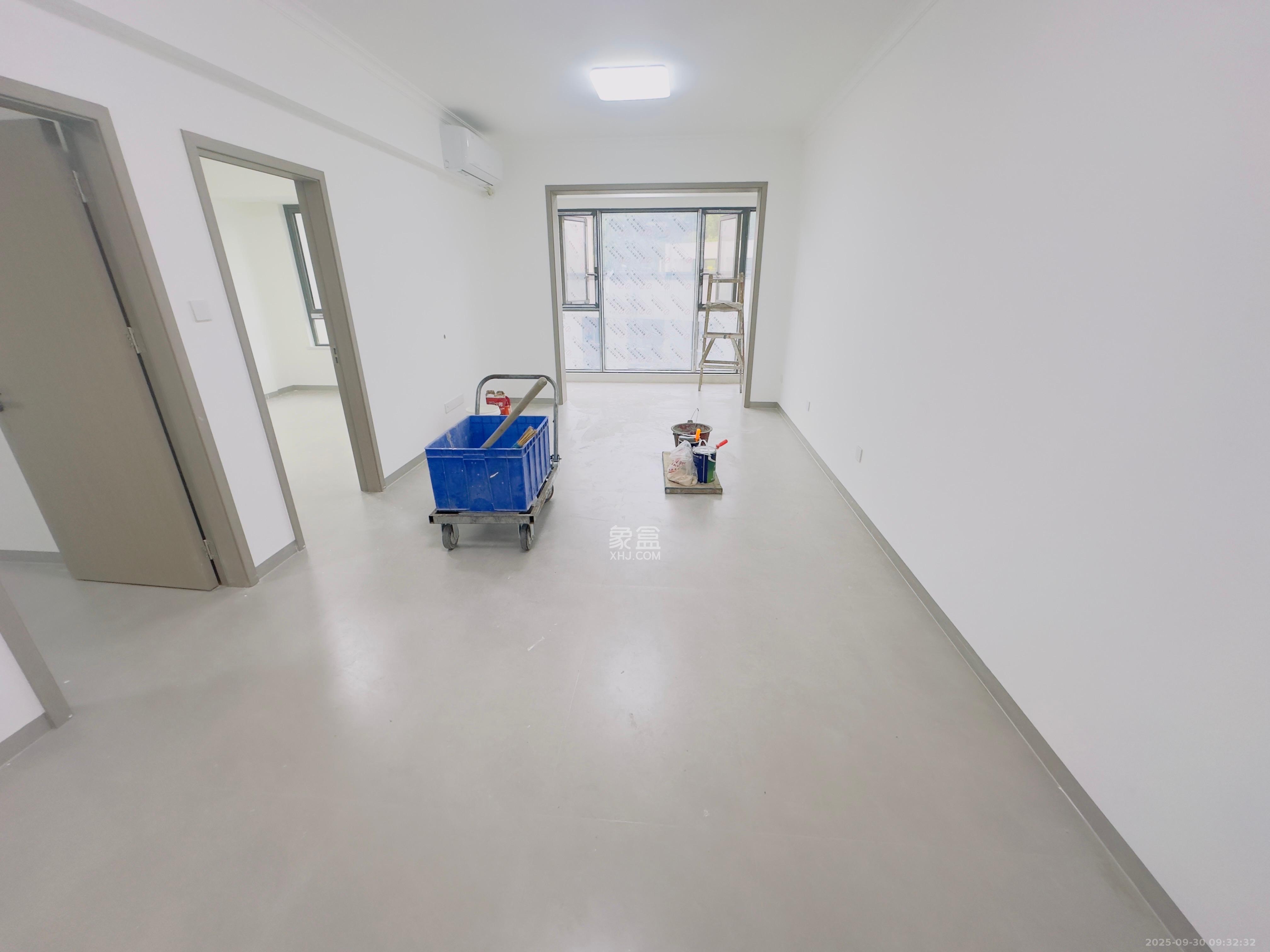 湖湘时代名邸公园壹号 2室1厅1卫 2500.0元/月 湖湘时代名邸公园壹号 2室1厅1卫 2500.0元/月室内图