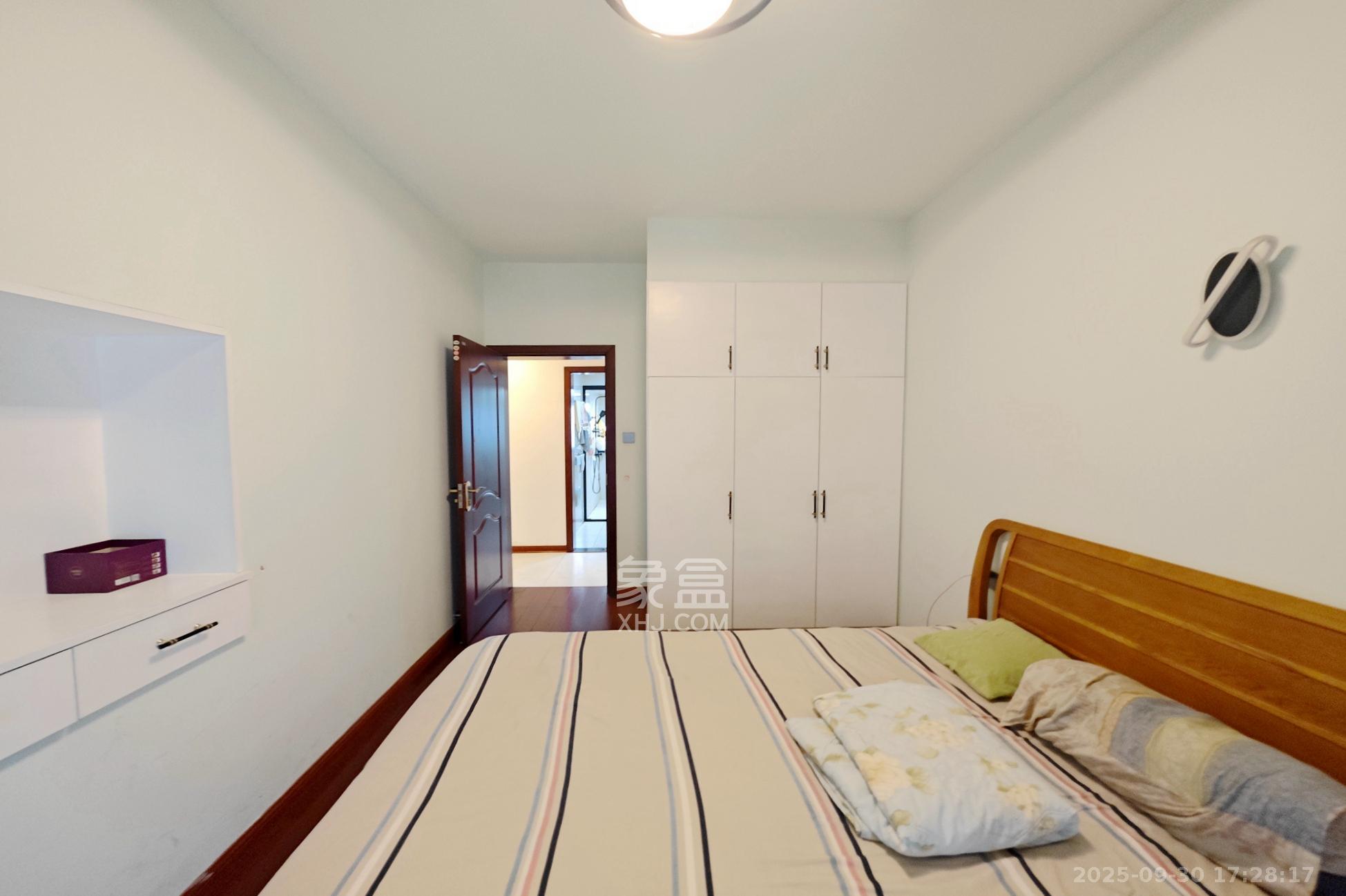 中江佳境天成 4室2厅2卫 139.0万 中江佳境天成 4室2厅2卫 139.0万卧室