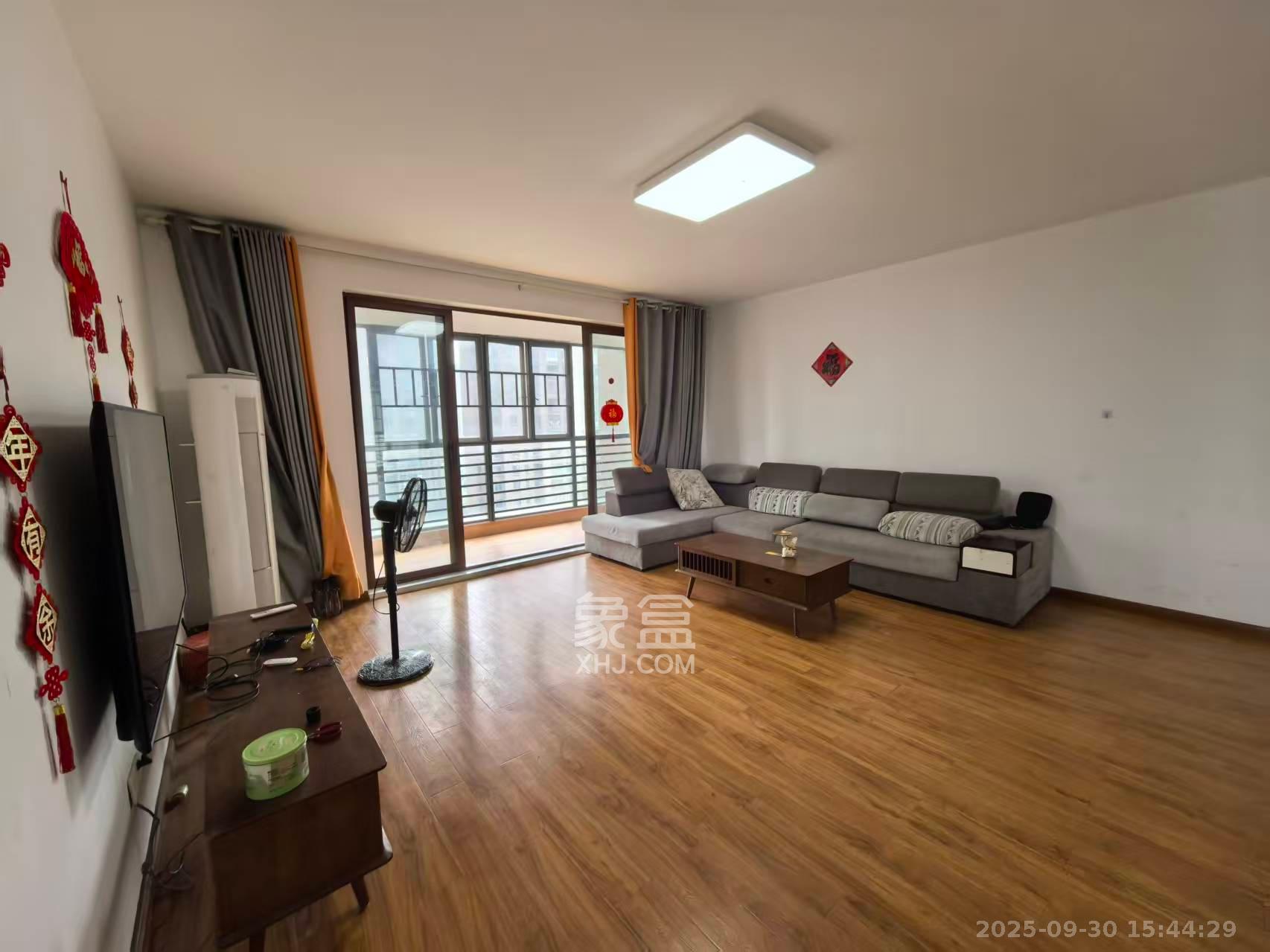 福祥家园(农信家园) 5室2厅2卫 4800.0元/月 福祥家园(农信家园) 5室2厅2卫 4800.0元/月室内图