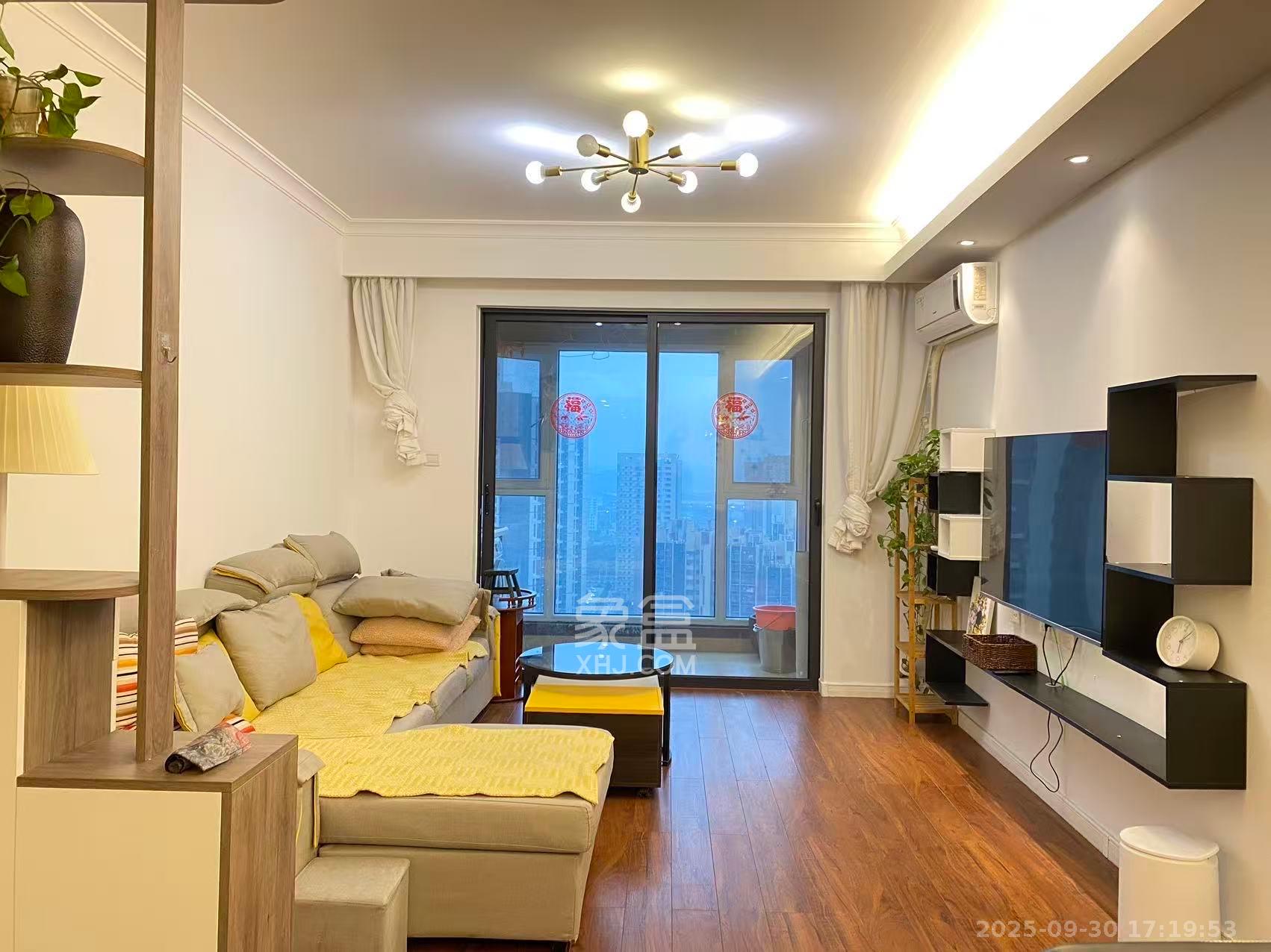 万科魅力之城 3室1厅1卫 2500.0元/月 万科魅力之城 3室1厅1卫 2500.0元/月室内图