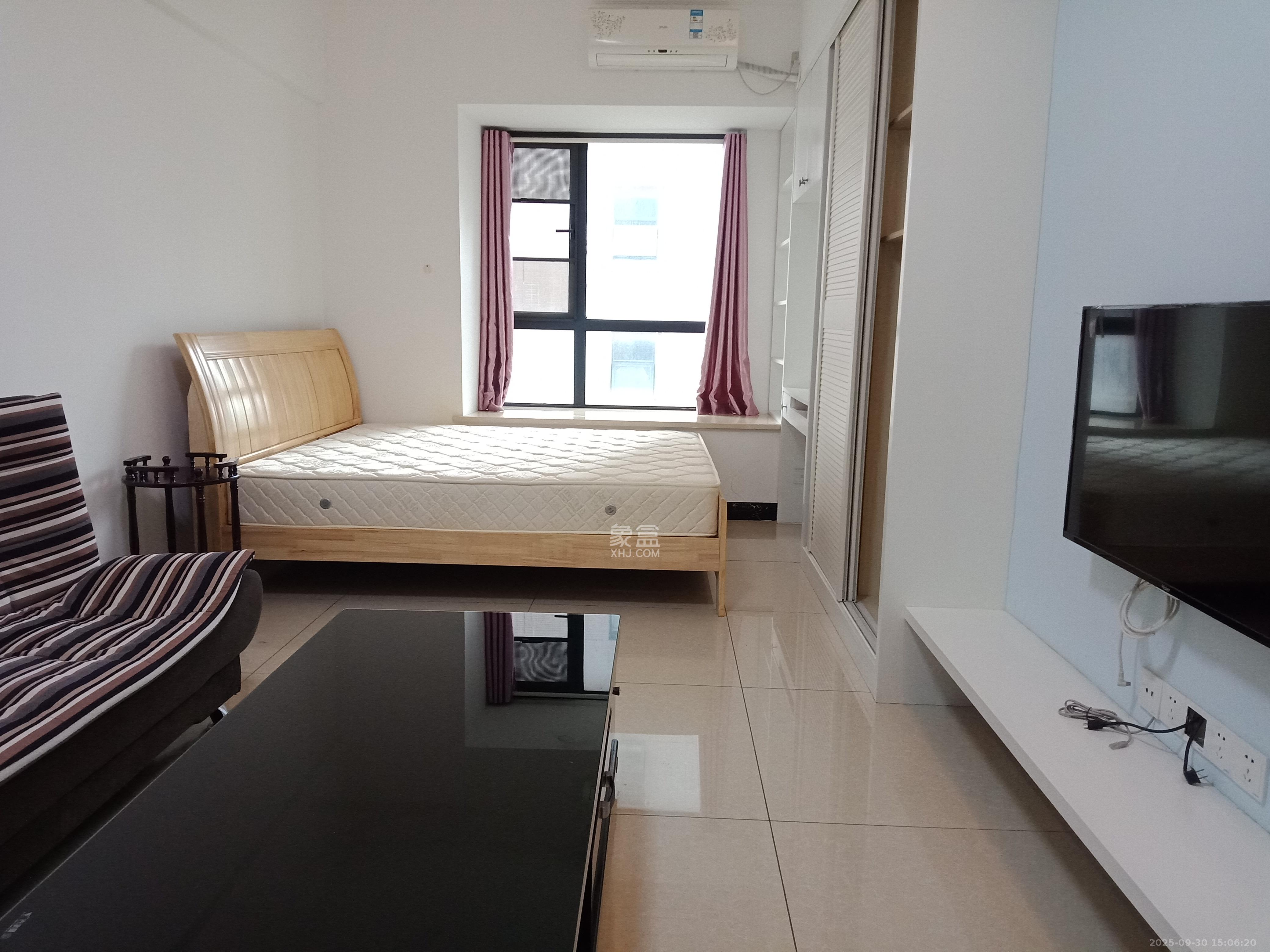 地华梅溪湖畔 1室1厅1卫 1800.0元/月 地华梅溪湖畔 1室1厅1卫 1800.0元/月室内图