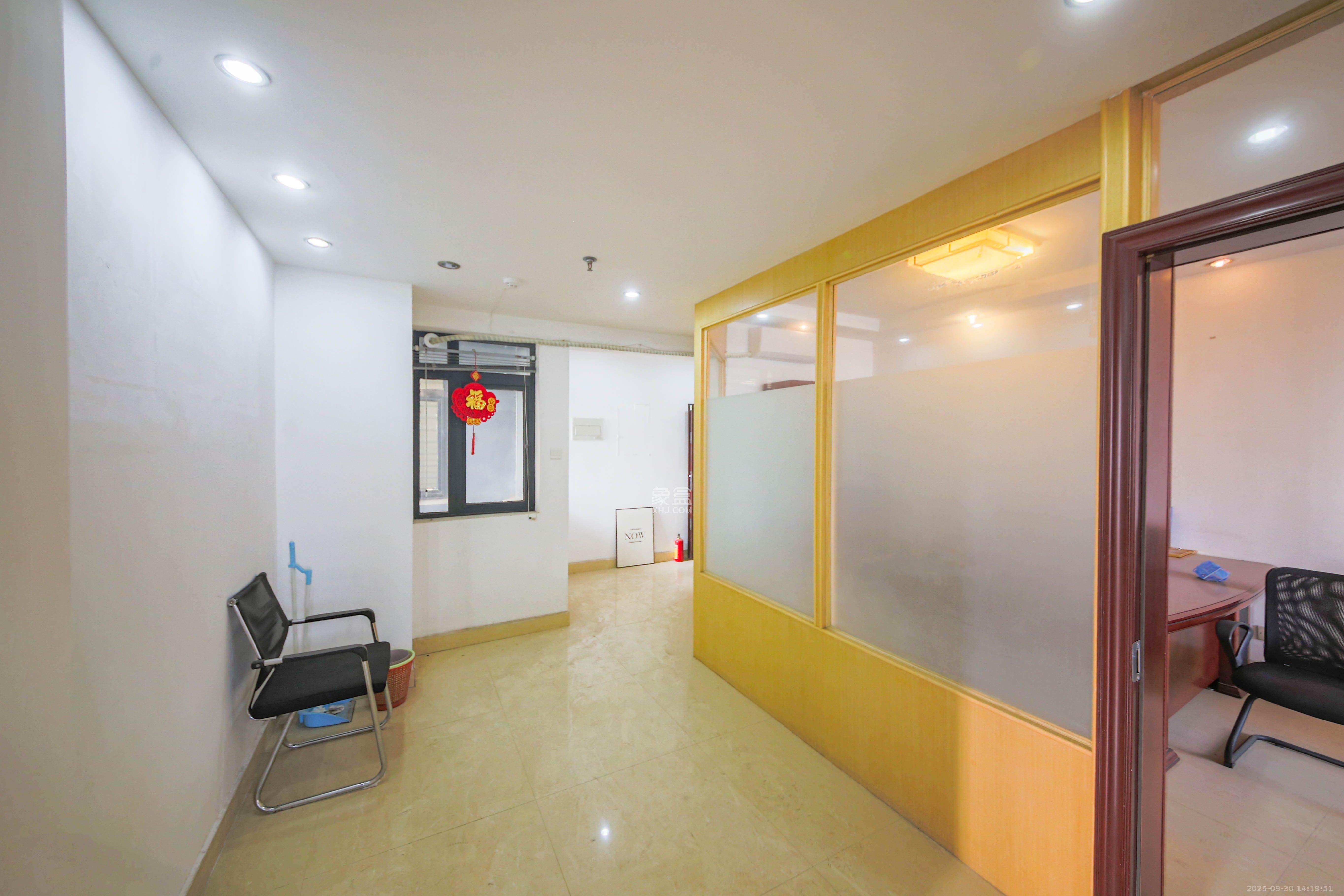 鑫远杰座 3室2厅1卫 3000.0元/月 鑫远杰座 3室2厅1卫 3000.0元/月室内图