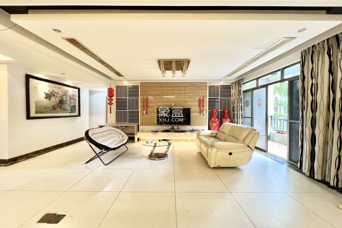 城市海岸一期 3室2厅2卫 4500.0元/月 城市海岸一期 3室2厅2卫 4500.0元/月室内图