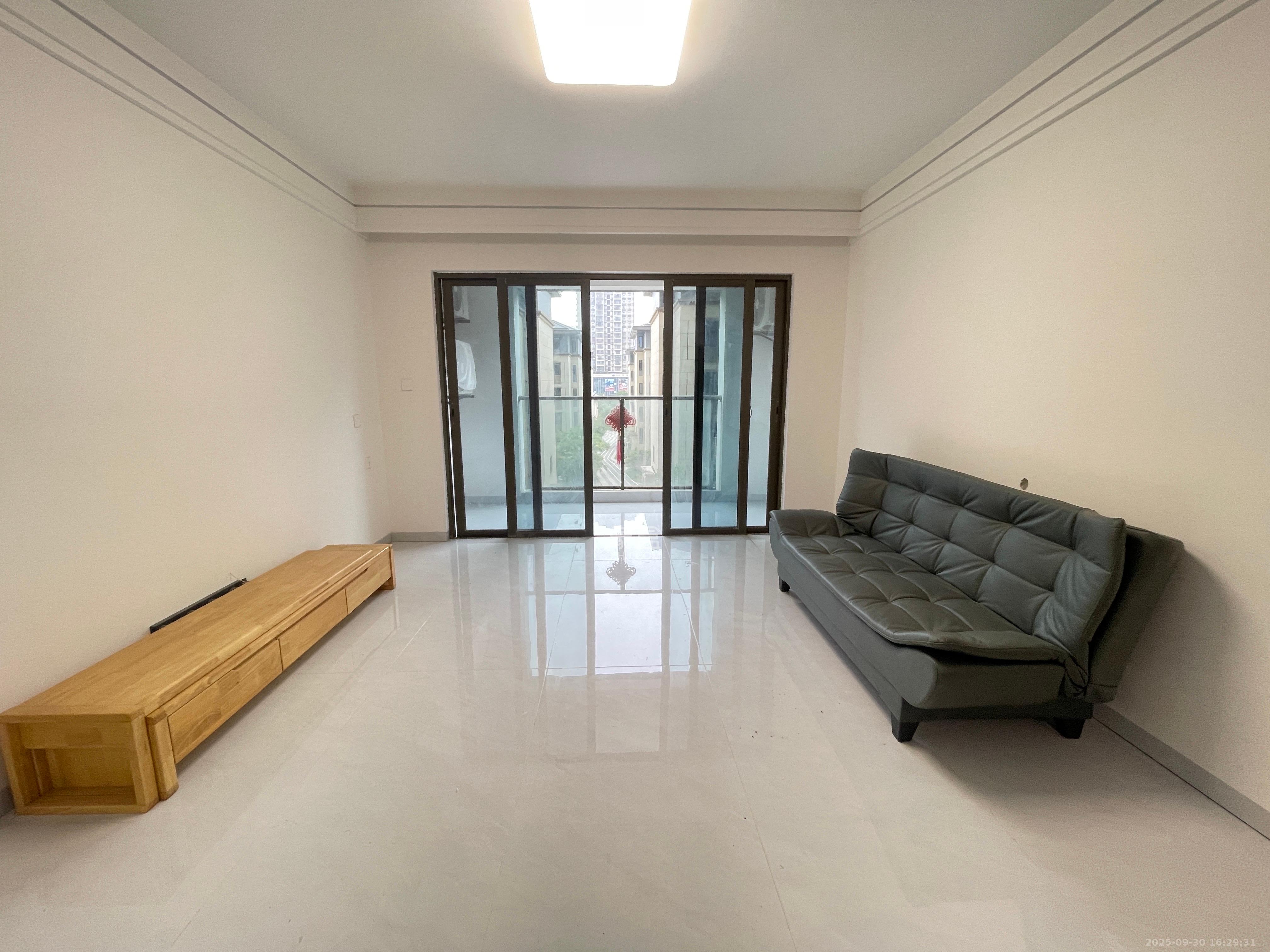 正荣滨江紫阙台 4室2厅3卫 4000.0元/月 正荣滨江紫阙台 4室2厅3卫 4000.0元/月室内图