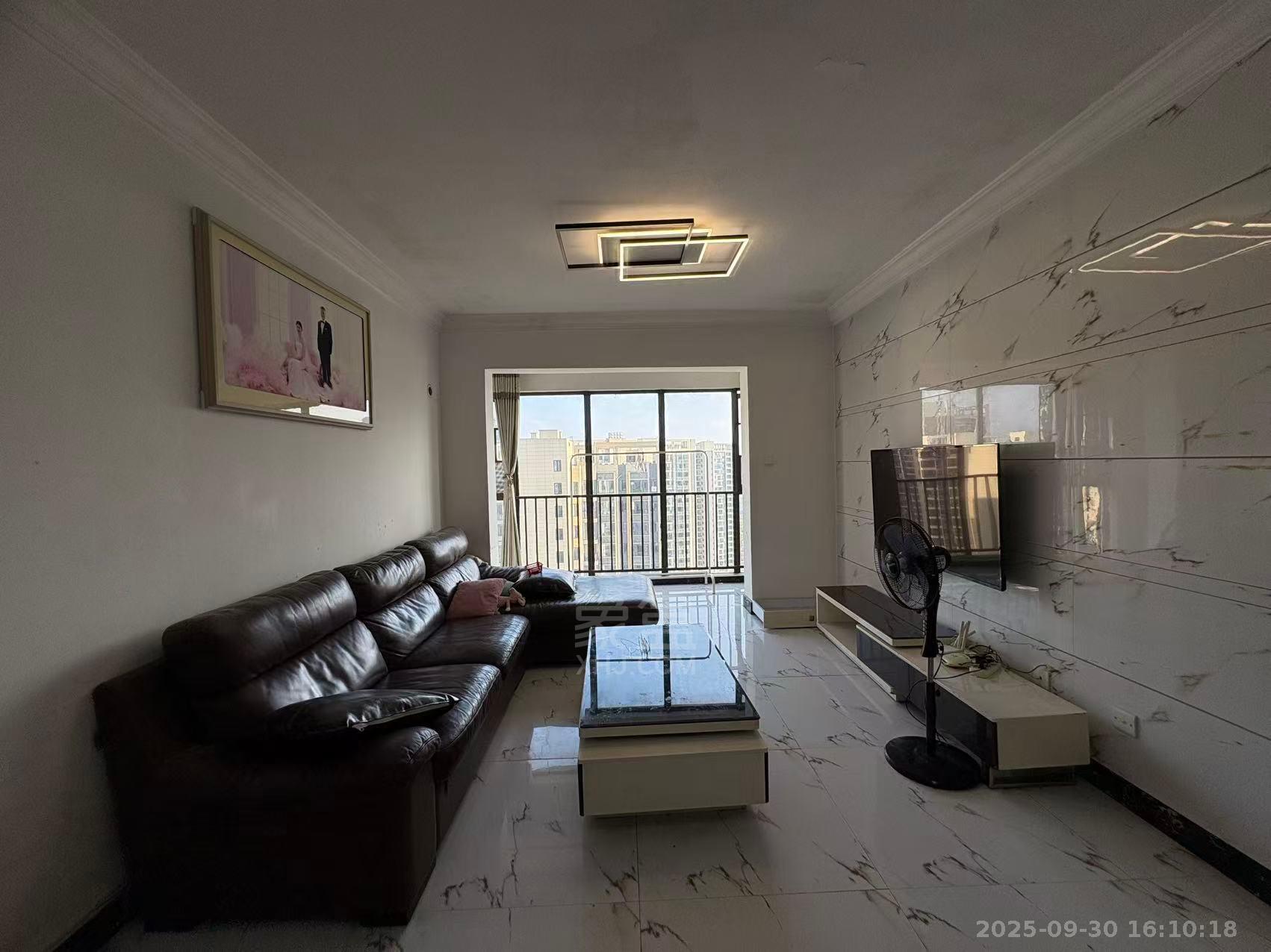 佳兆业金域天下二期 3室2厅1卫 1800.0元/月 佳兆业金域天下二期 3室2厅1卫 1800.0元/月室内图