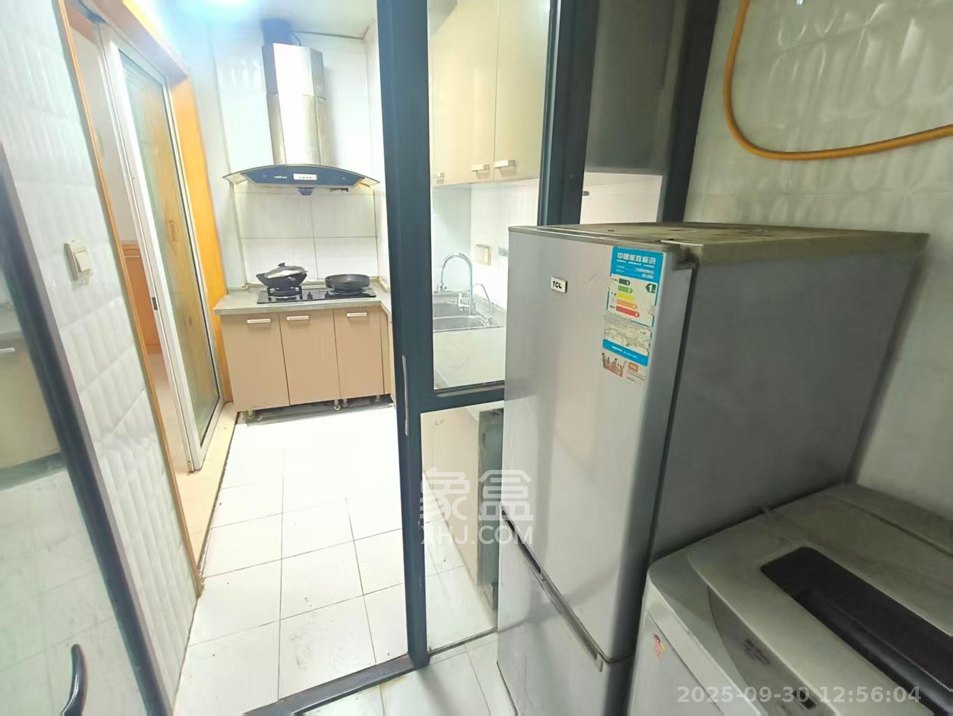 书院观邸 2室1厅1卫 2700.0元/月 书院观邸 2室1厅1卫 2700.0元/月室内图