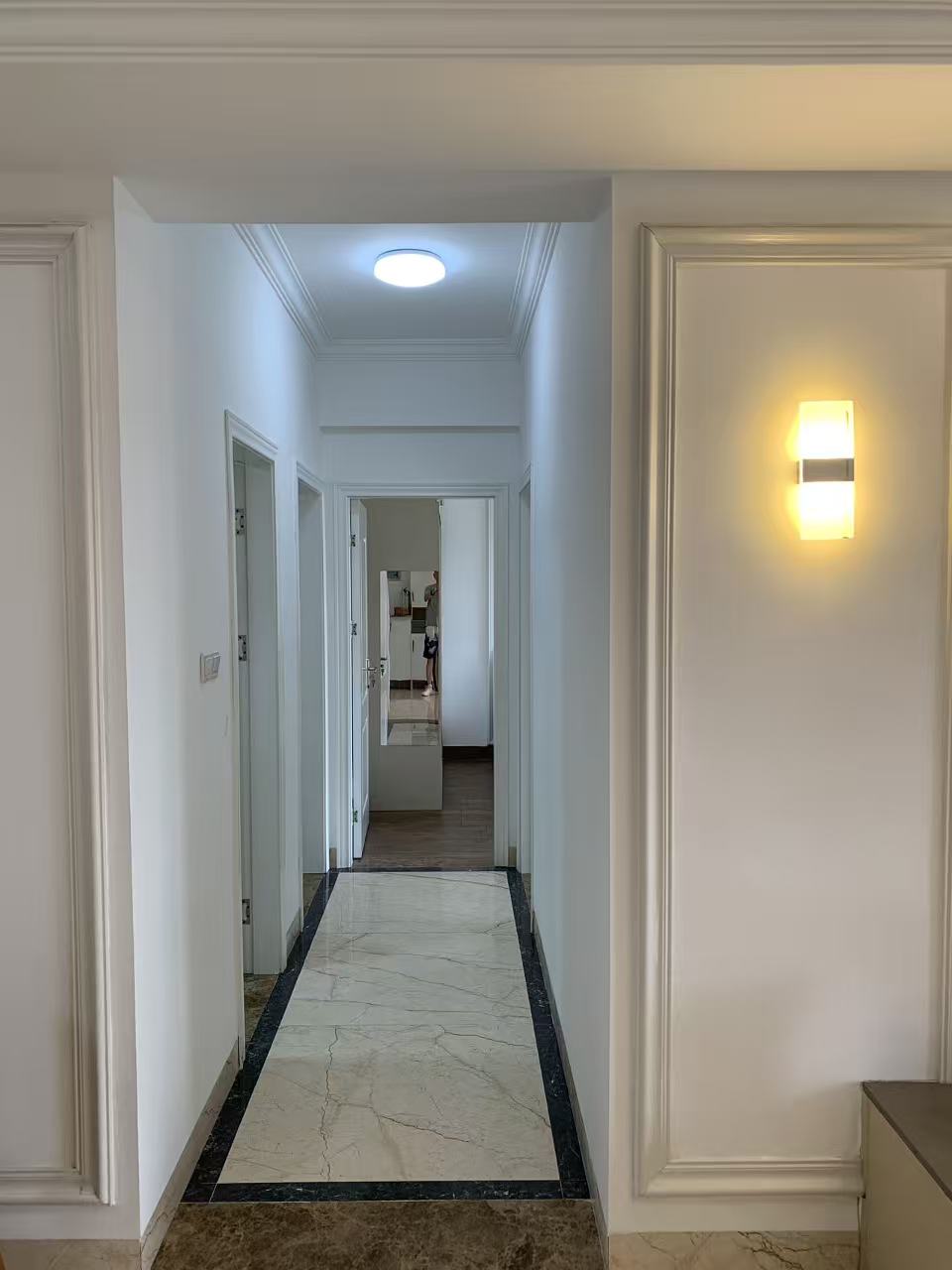 中华广场  3室2厅1卫    3800.0元/月室内图